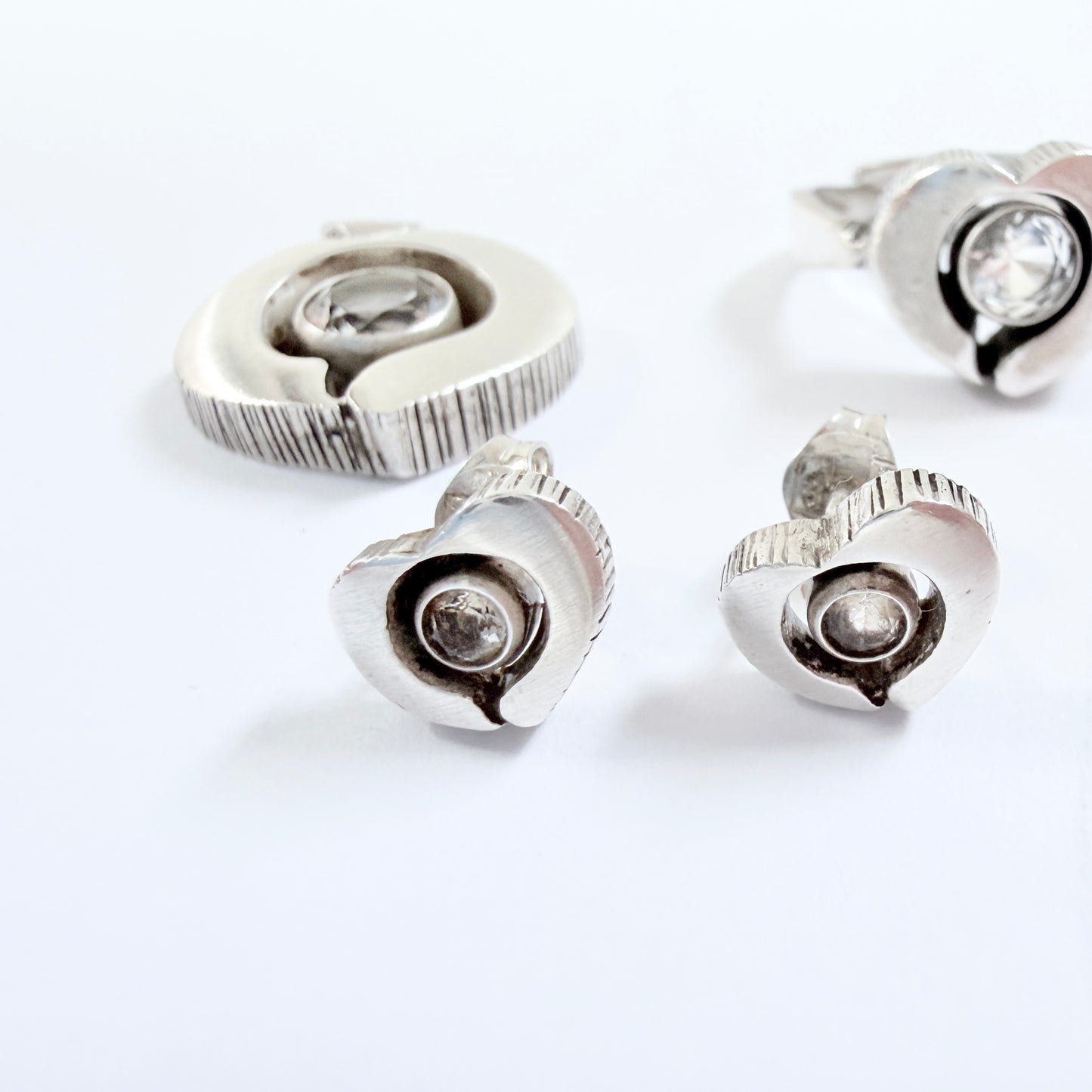 Finnfeelings, Finland. Vintage Sterling Silver Rock Crystal Heart Set.
