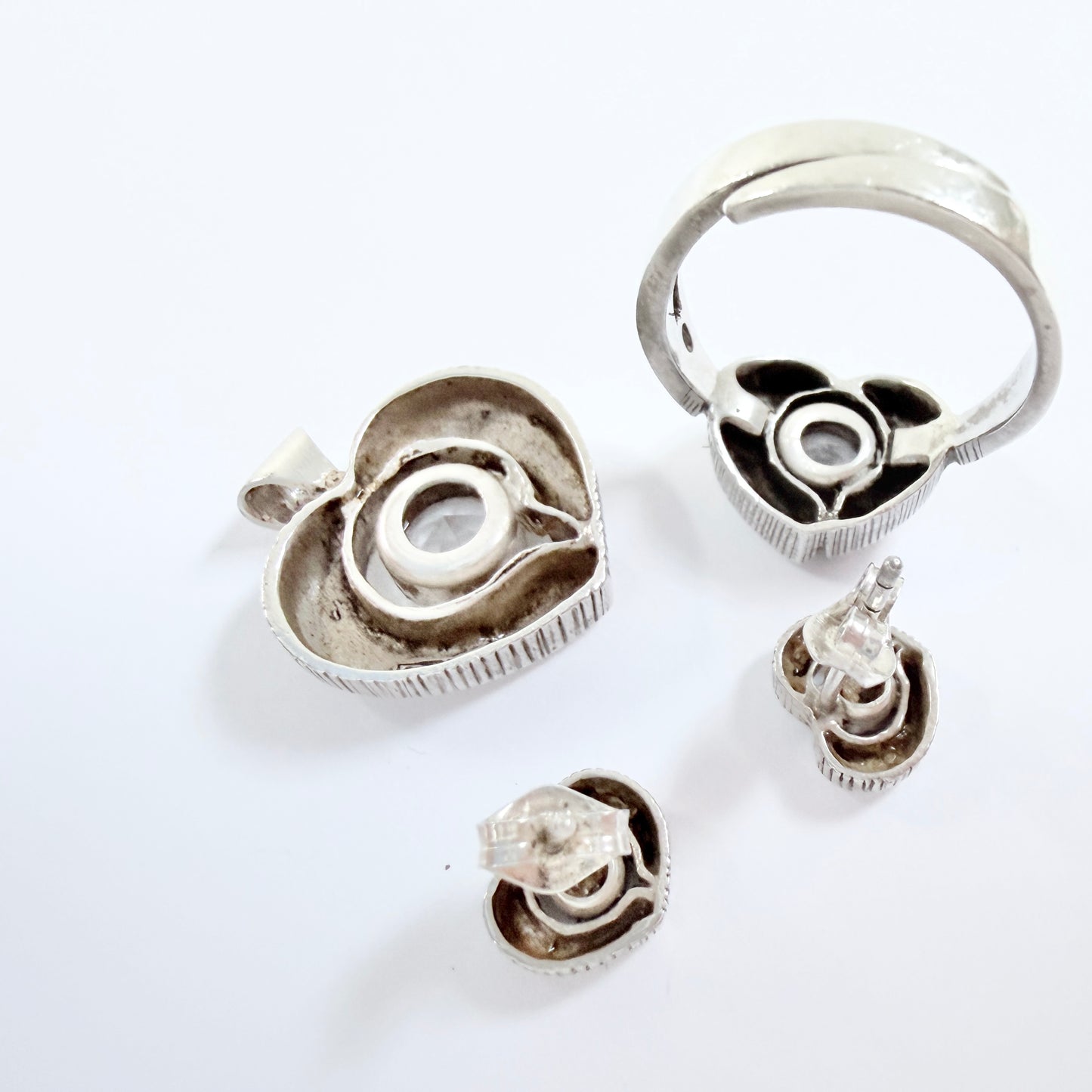 Finnfeelings, Finland. Vintage Sterling Silver Rock Crystal Heart Set.
