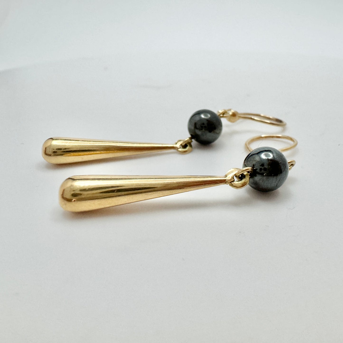 Finland 1970-80s. Vintage 14k Gold Hematite Earrings.