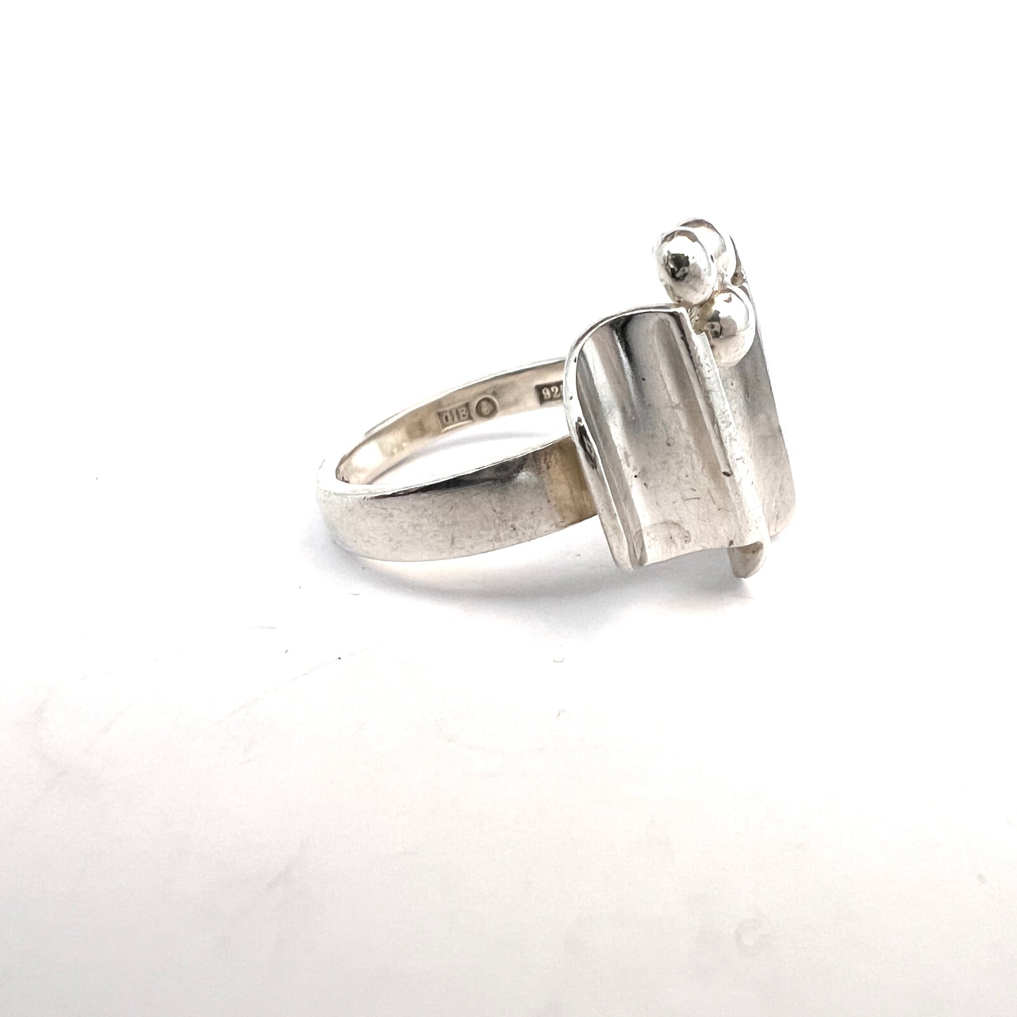 Claes E Giertta, Stockholm Sweden. Vintage Sterling Silver Ring. Signed.