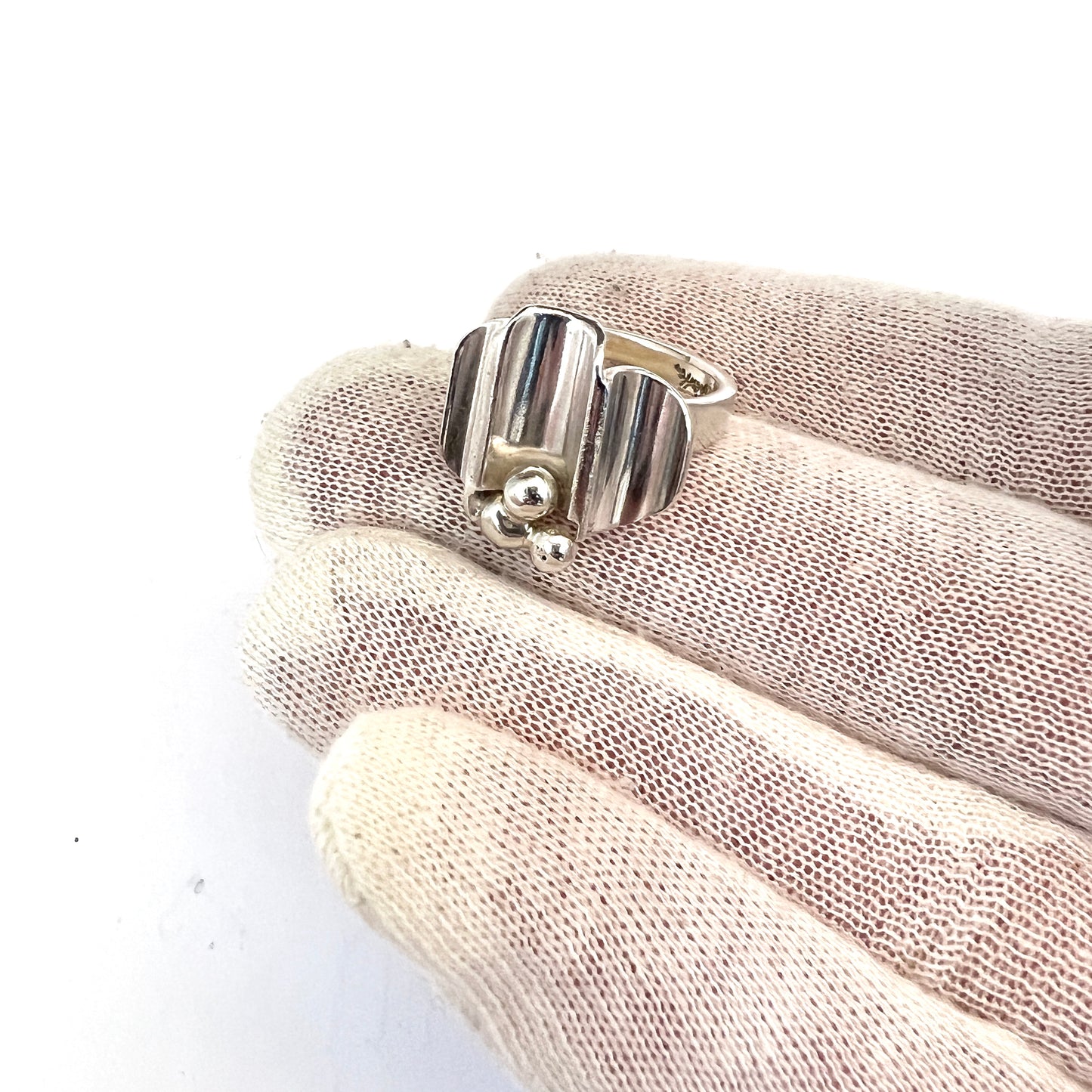 Claes E Giertta, Stockholm Sweden. Vintage Sterling Silver Ring. Signed.