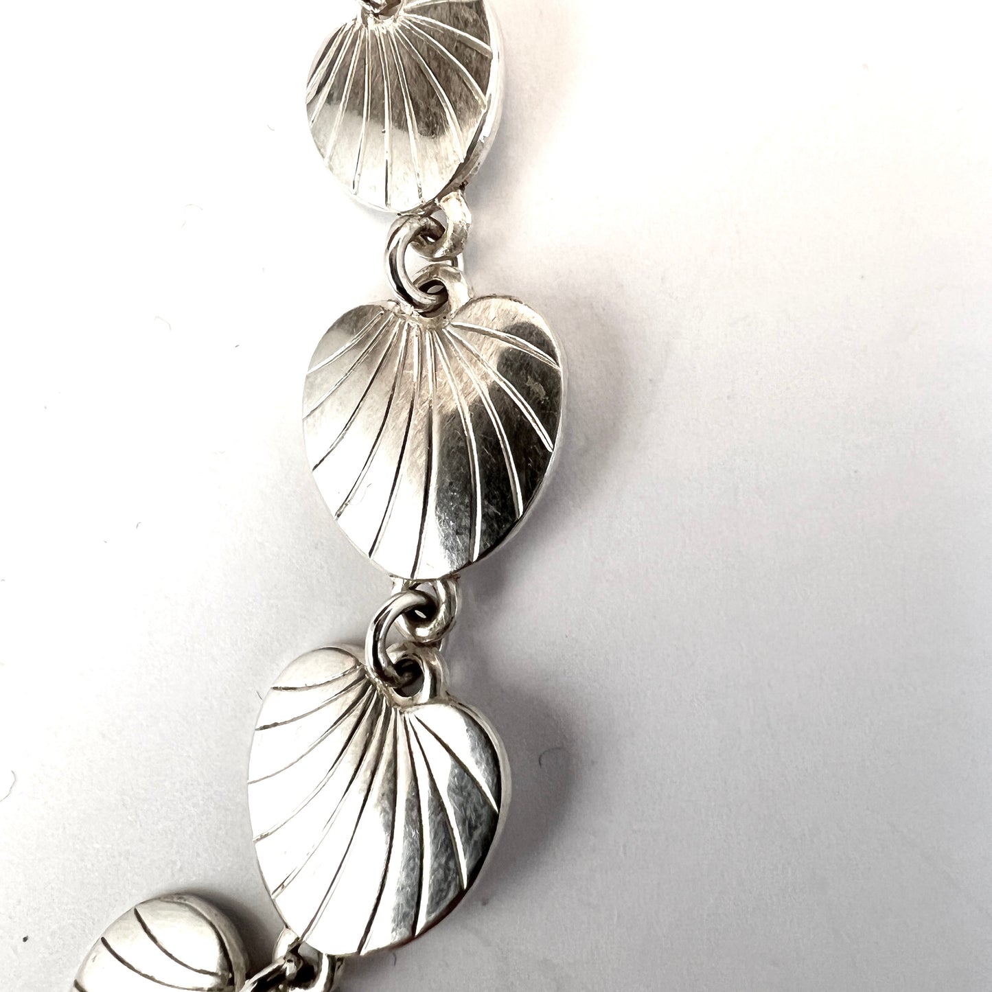 Eiler & Marloe, Copenhagen Denmark 1940s. Solid Silver Necklace.