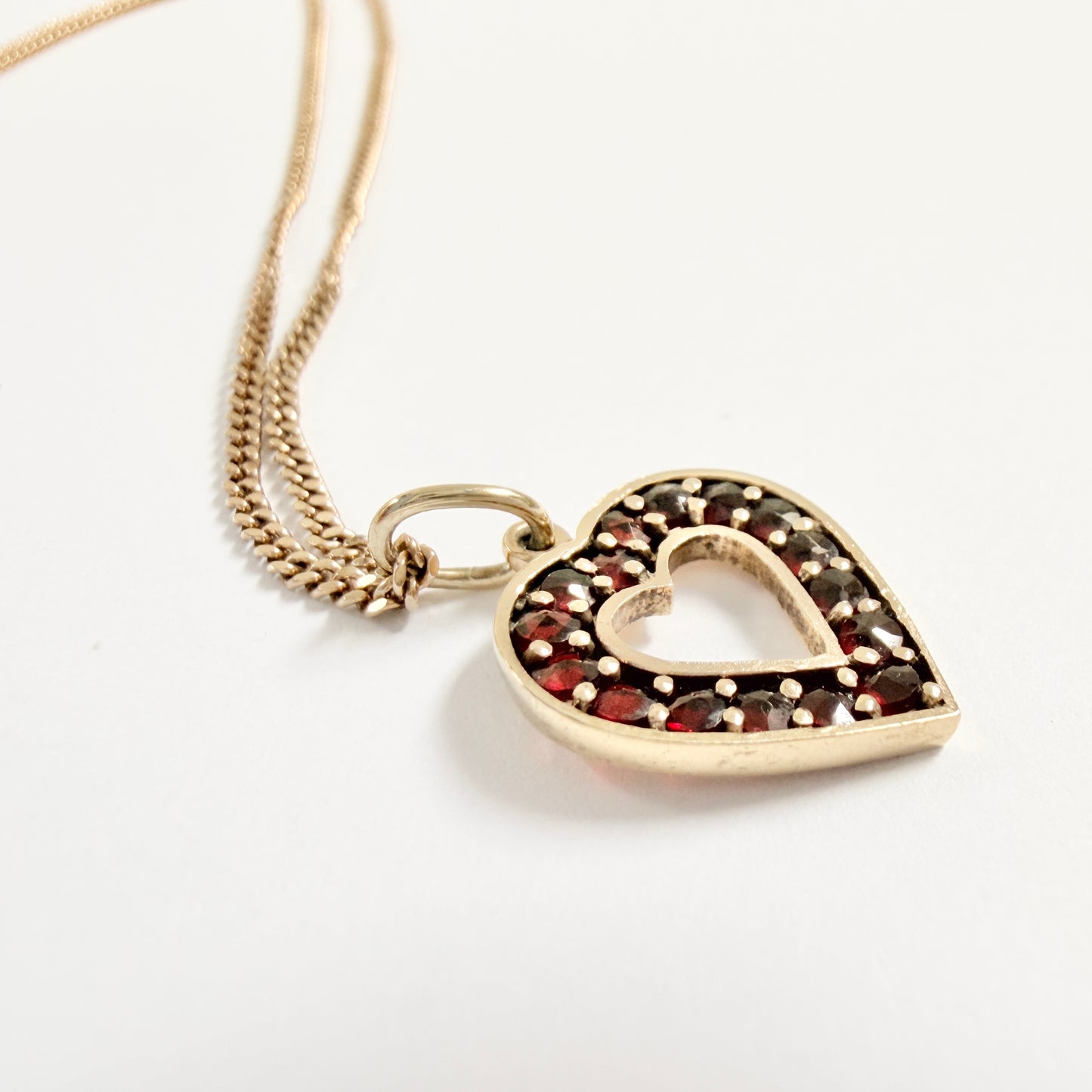 Vintage Gilt Solid Silver Garnet Heart Pendant Necklace.
