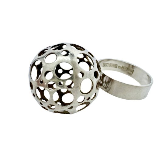 Liisa Vitali for N Westerback, Finland 1971, Bold Vintage Sterling Silver Ring.