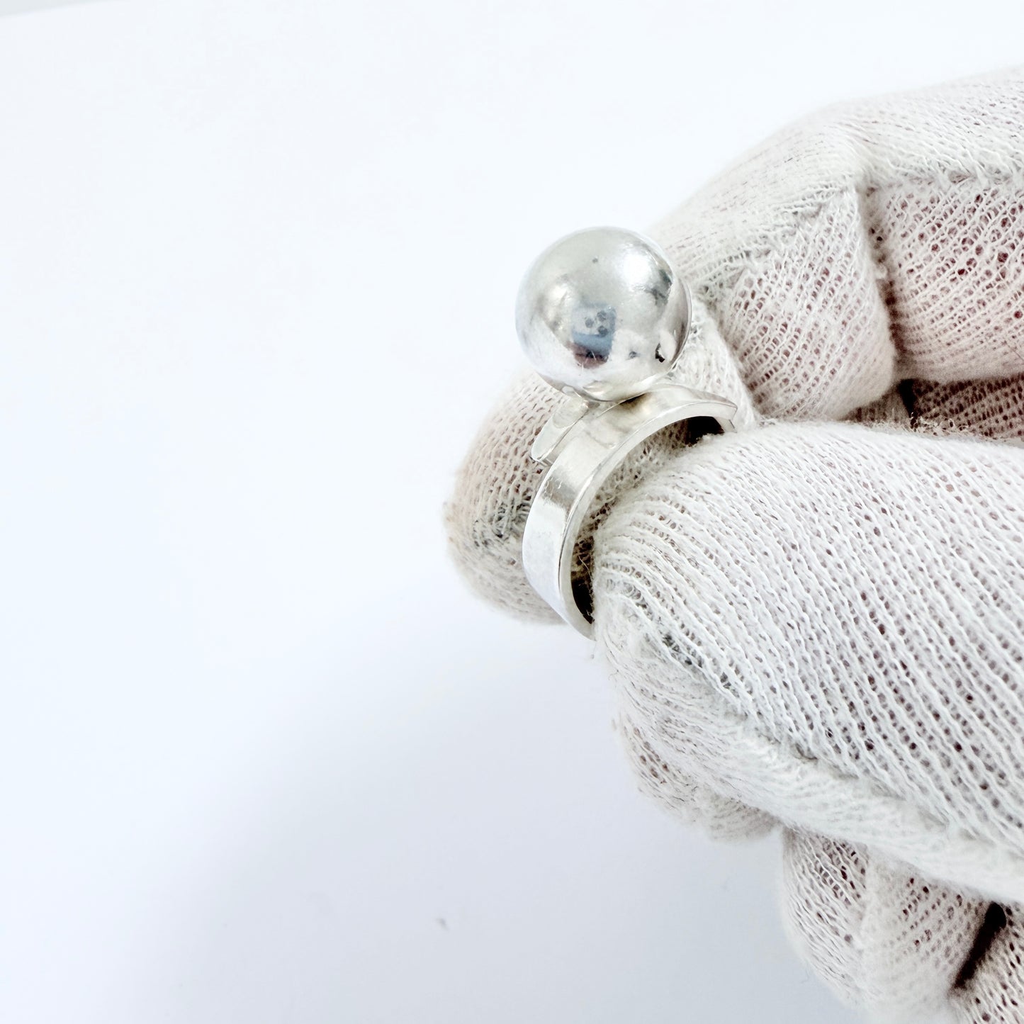 Bent Hallberg, Sweden ca 1970s. Vintage Sterling Silver Ring.