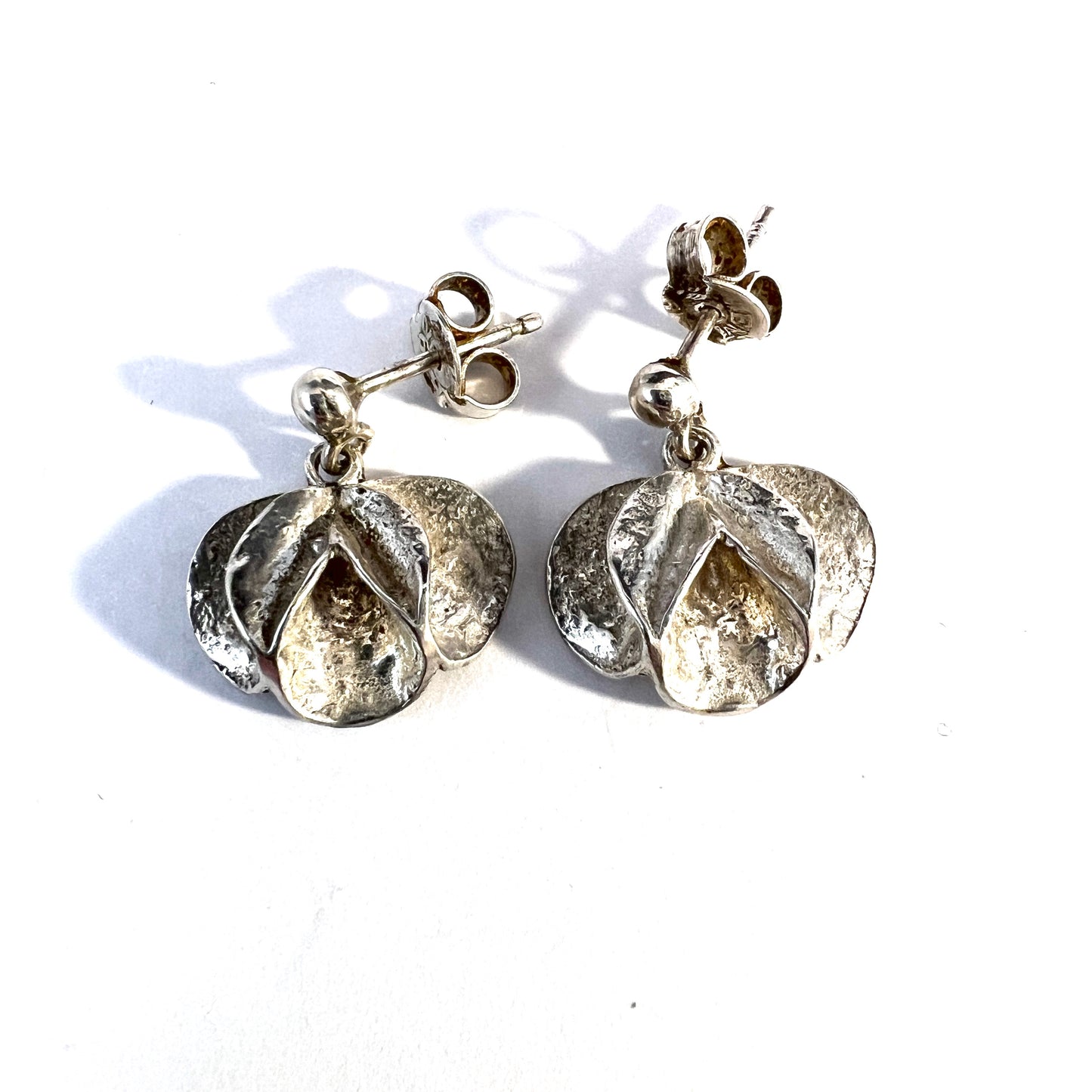 Theresia Hvorslev, for MEMA 1978. Vintage Sterling Silver Earrings. Design: Meadow Violet