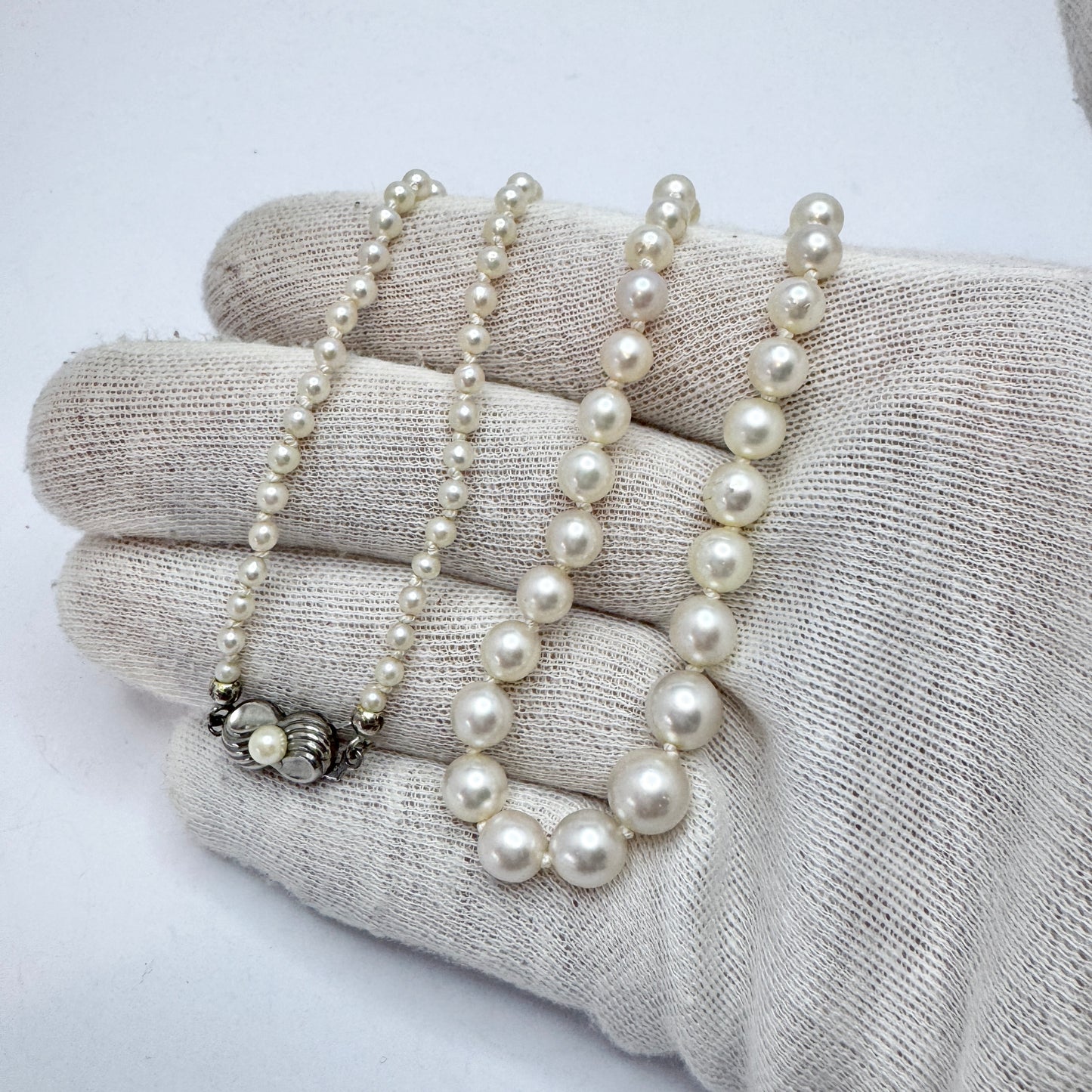 Germany. Vintage Cultured Pearl Sterling Clasp Necklace.