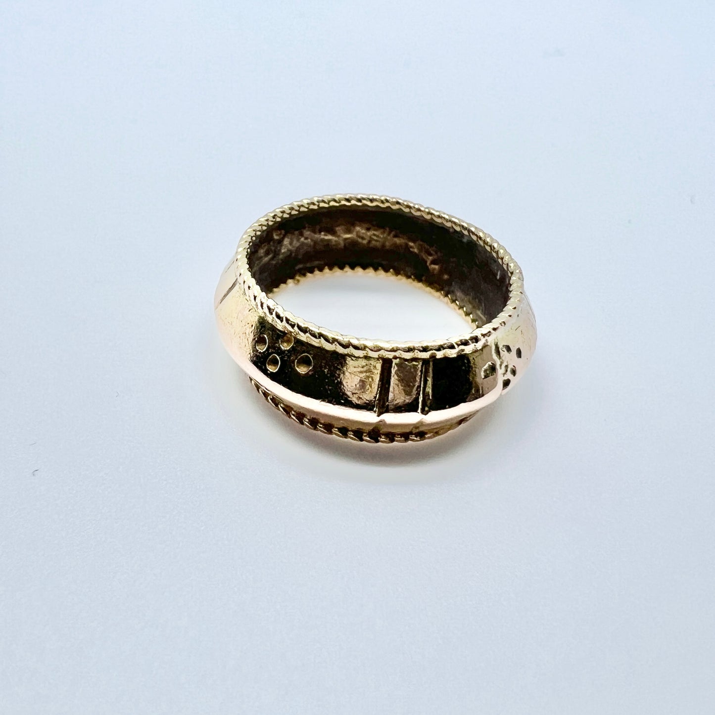 Antique 14k Gold Ring. Size 3 1/2.