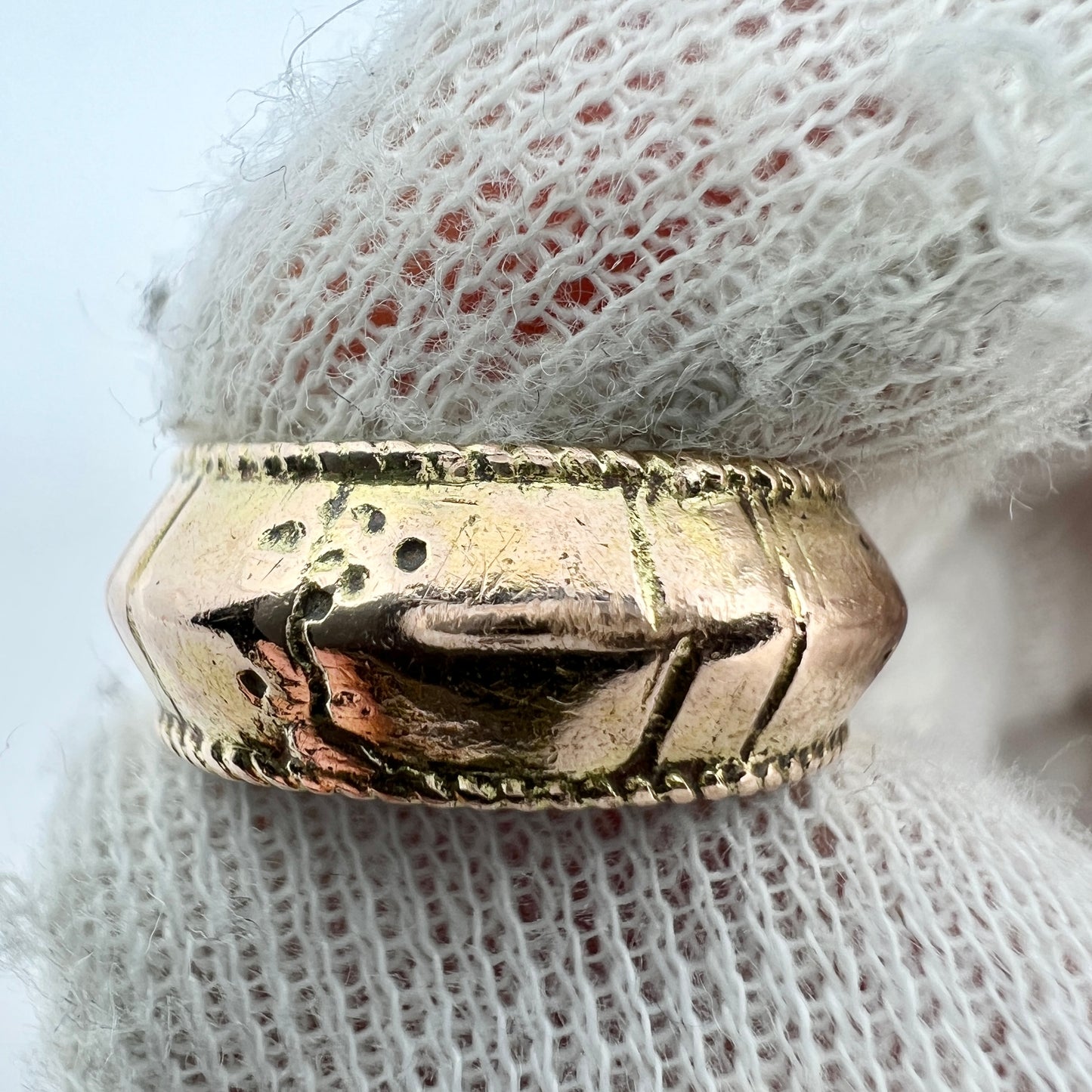 Antique 14k Gold Ring. Size 3 1/2.