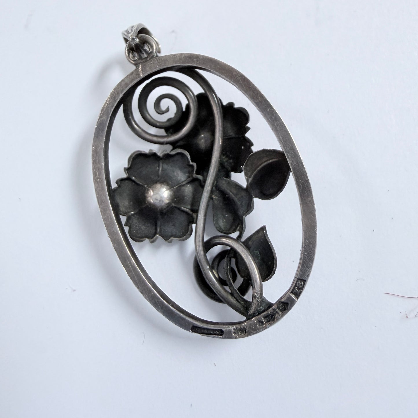 G Dahlgren, Sweden 1949. vintage Solid SIlver Flower Pendant.