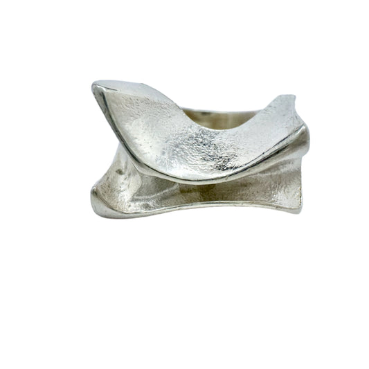 Bjorn Weckstrom for Lapponia, Finland 1974 Sterling Silver Ring. Design: Sirene. Signed.