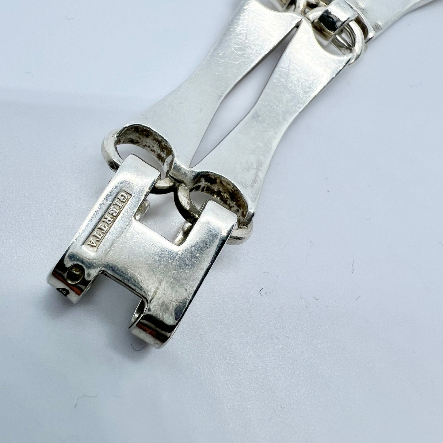 Claes E Giertta, Stockholm 1971. Vintage Sterling Silver Bracelet. Signed.