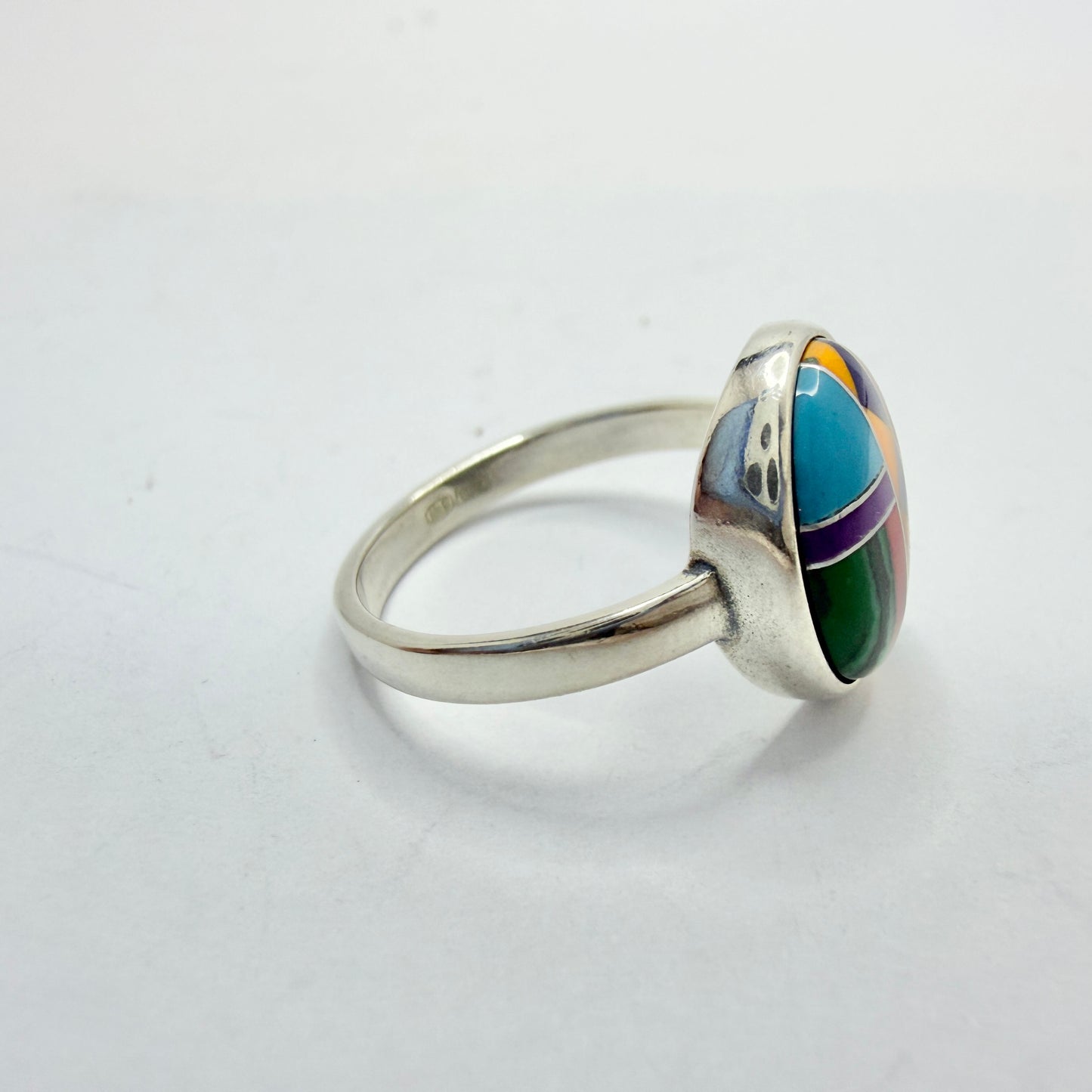 Vintage Sterling Silver multi Stone Inlay Ring.