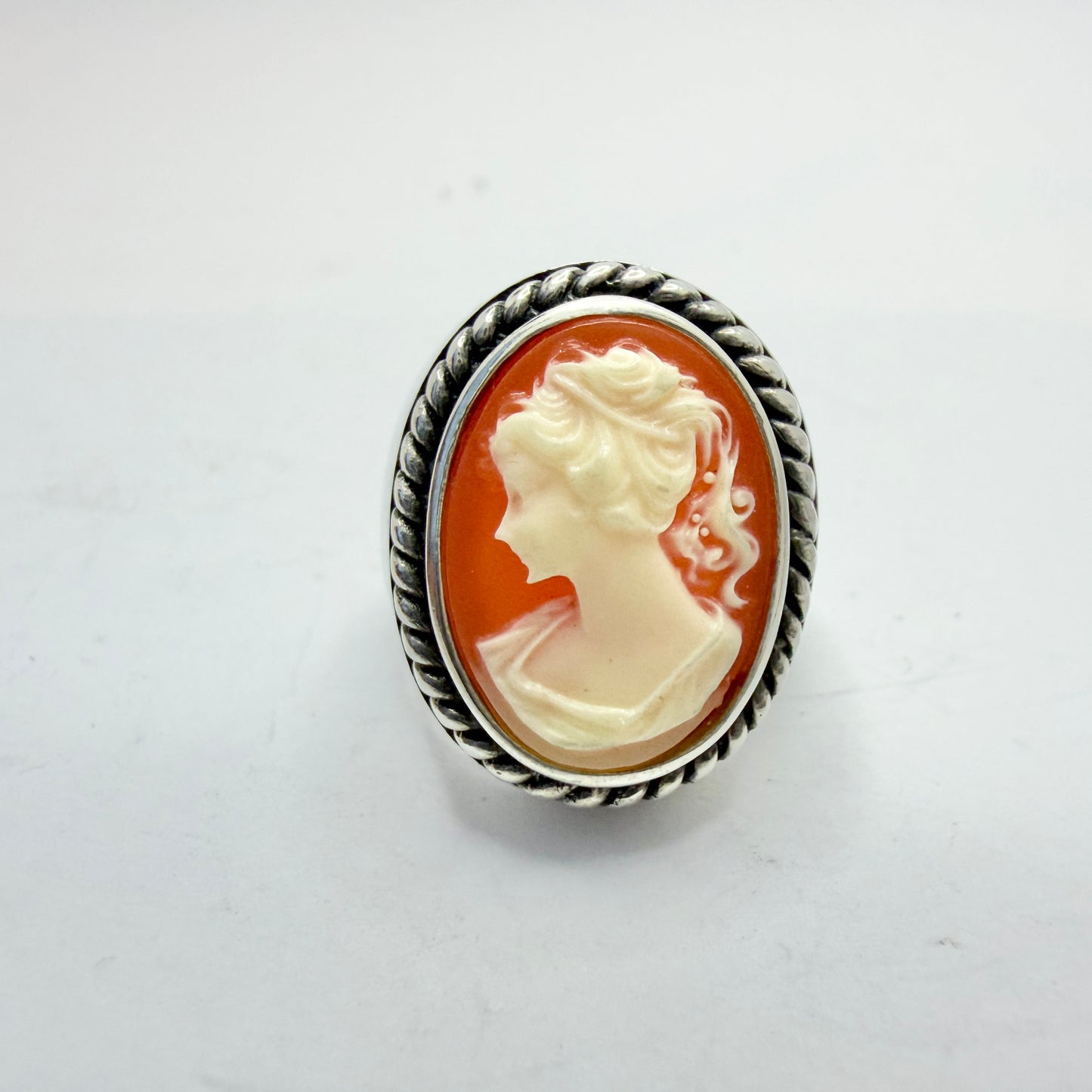 Thailand, Bold Vintage Sterling Silver Cameo Ring.