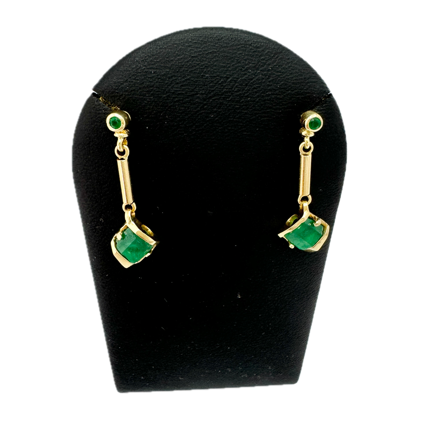 Vintage 18k Gold Emerald Dangle Earrings.