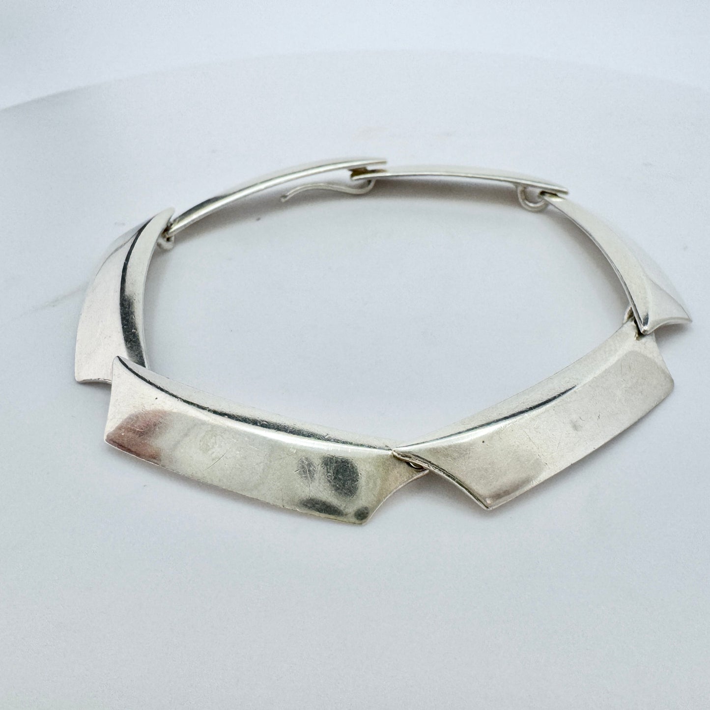 Karl Gustav Hansen for Georg Jensen Denmark 1960s. Vintage Sterling Silver Bracelet.