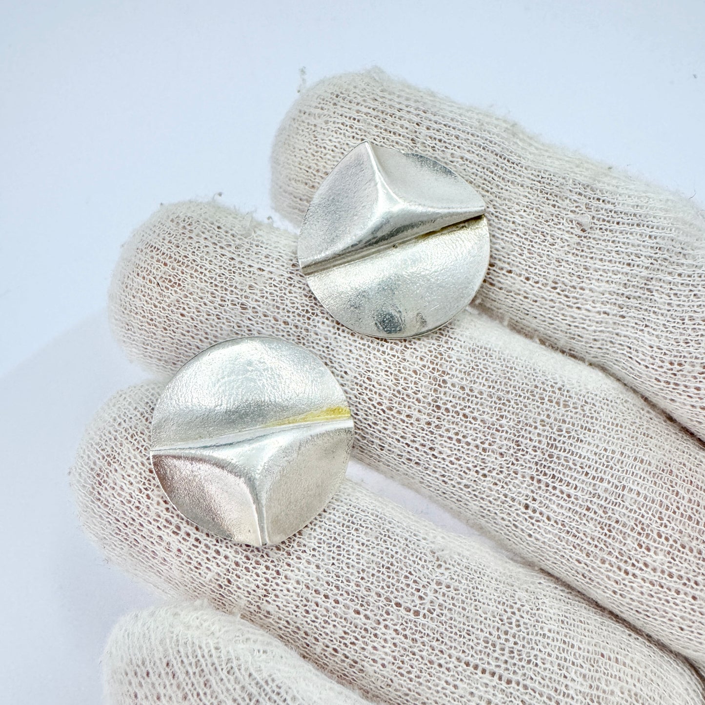 Bjorn Weckstrom, for Lapponia Finland 1973. Vintage Sterling Silver Earrings. Design: Southern Triangle