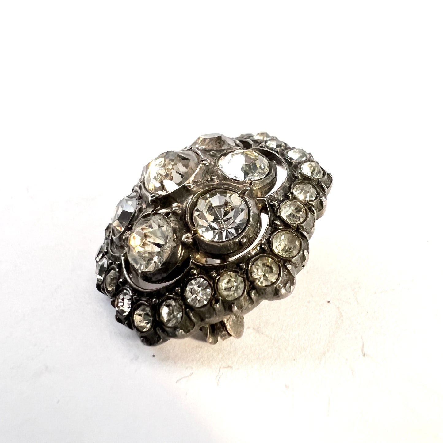 Vintage c 1930s. Solid 935 Sterling Silver Paste Stone Brooch.