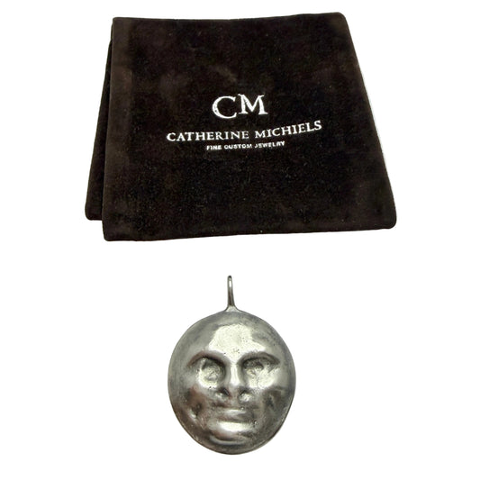 Catherine Michiels. Sterling Silver Pendant. Design: Avant l'amour. Je Demande La Lune