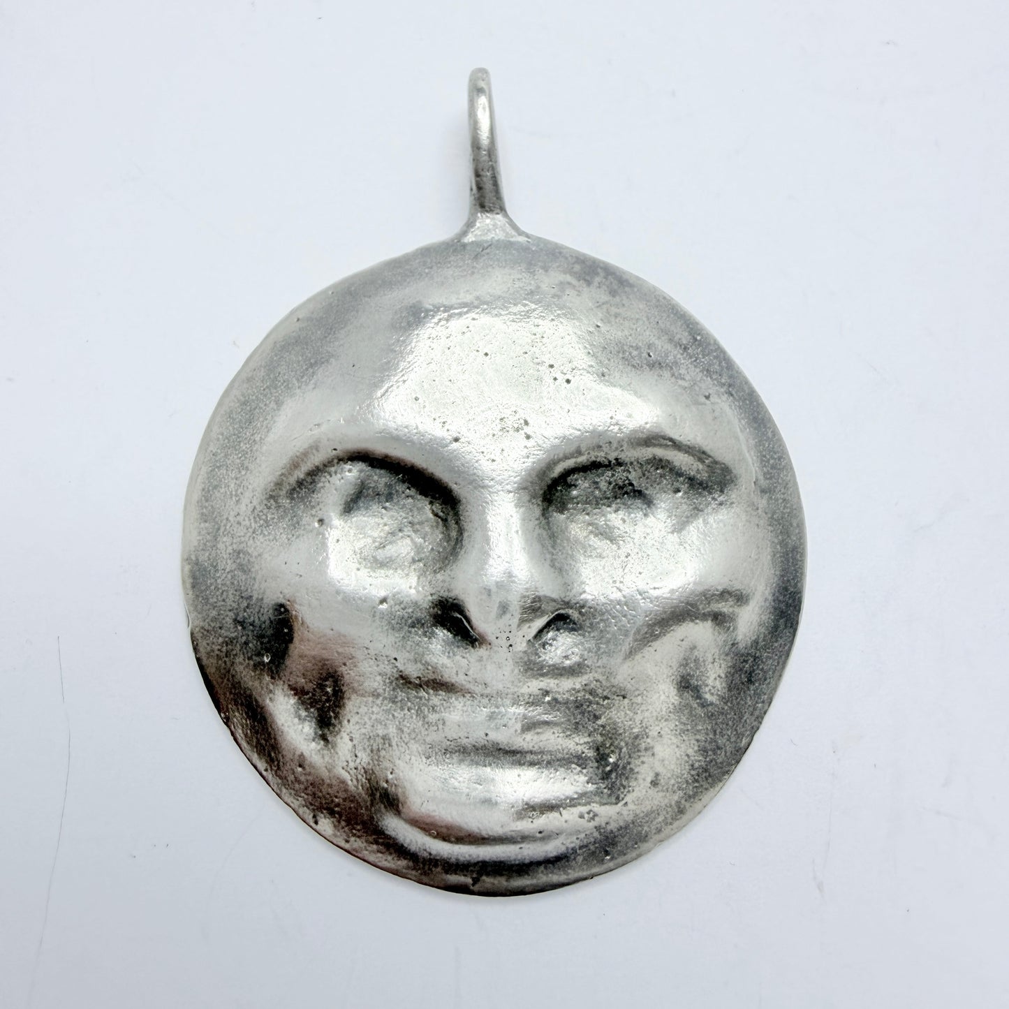 Catherine Michiels. Sterling Silver Pendant. Design: Avant l'amour. Je Demande La Lune