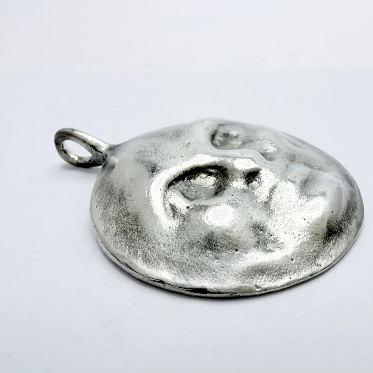 Catherine Michiels. Sterling Silver Pendant. Design: Avant l'amour. Je Demande La Lune