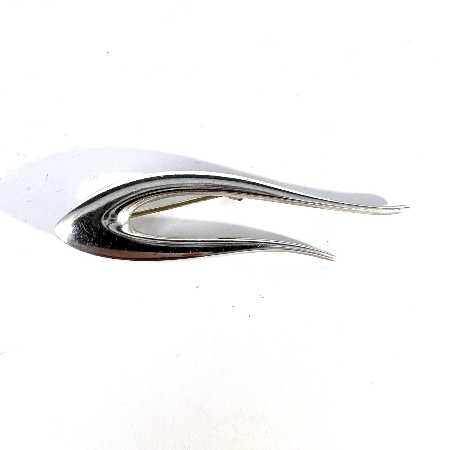 Poul Warmind, Denmark Modernist Sterling Silver Brooch. Design no 3