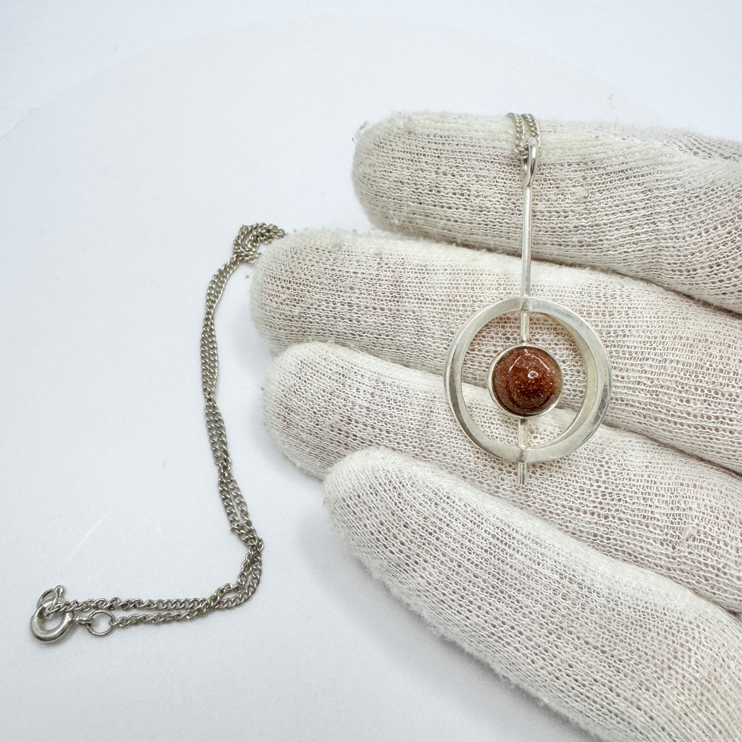 Elis Kauppi, Kupittaan Kulta Finland c 1960s. Solid Silver Goldstone Pendant Necklace.