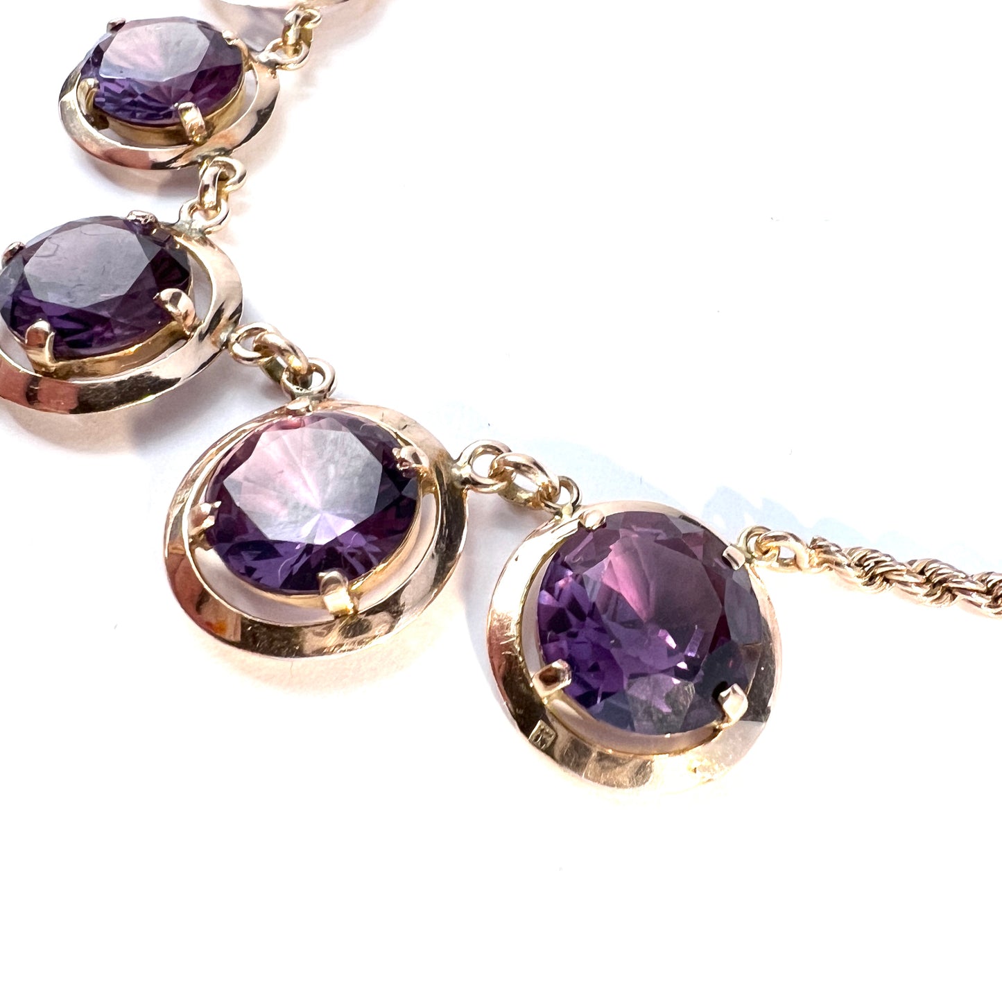 Egypt 1943-44. Vintage 14k Gold Synthetic Alexandrite Necklace.