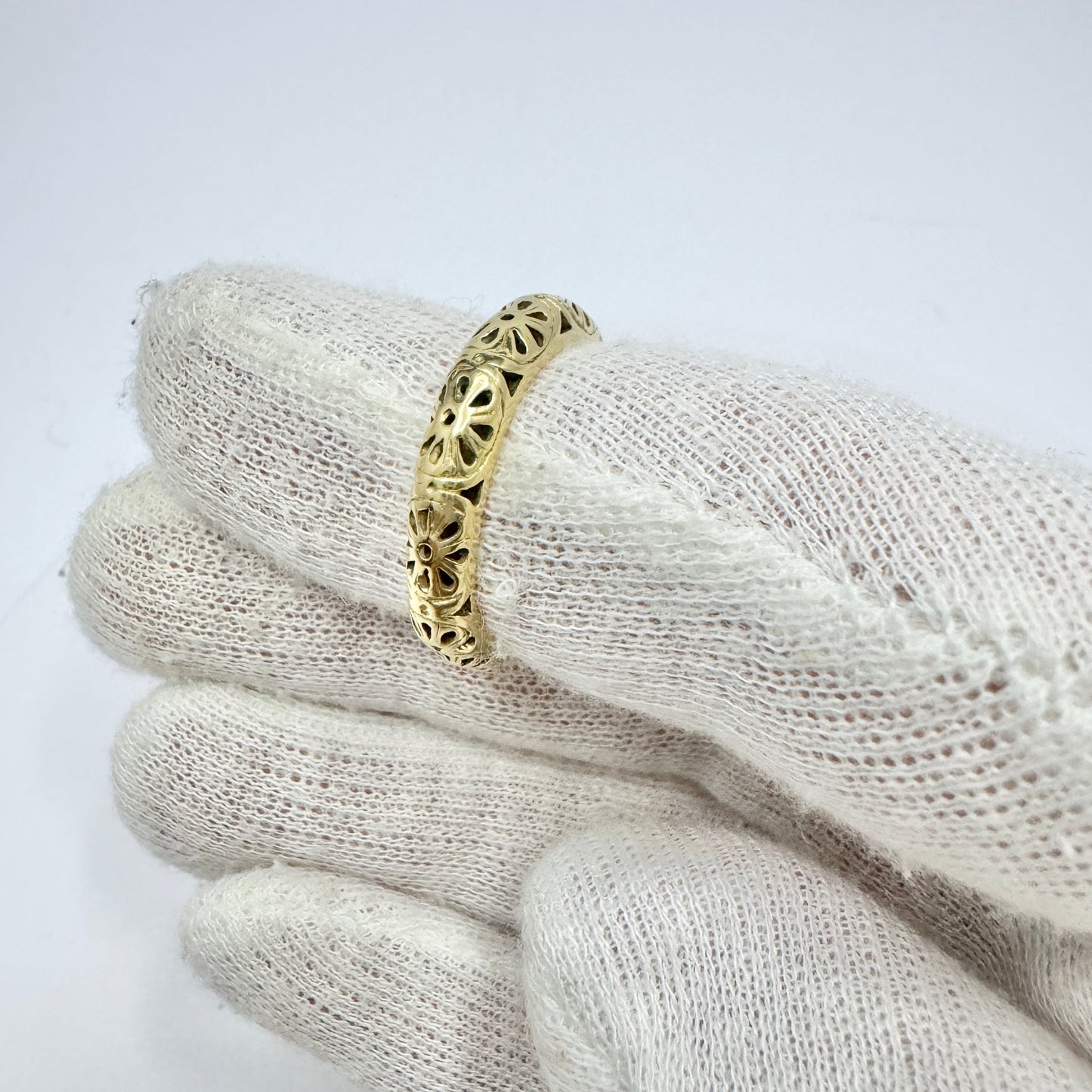 Bengt Hallberg, Sweden. Vintage Medieval Copy 18k Gold Ring. Original from 1537 A.D.