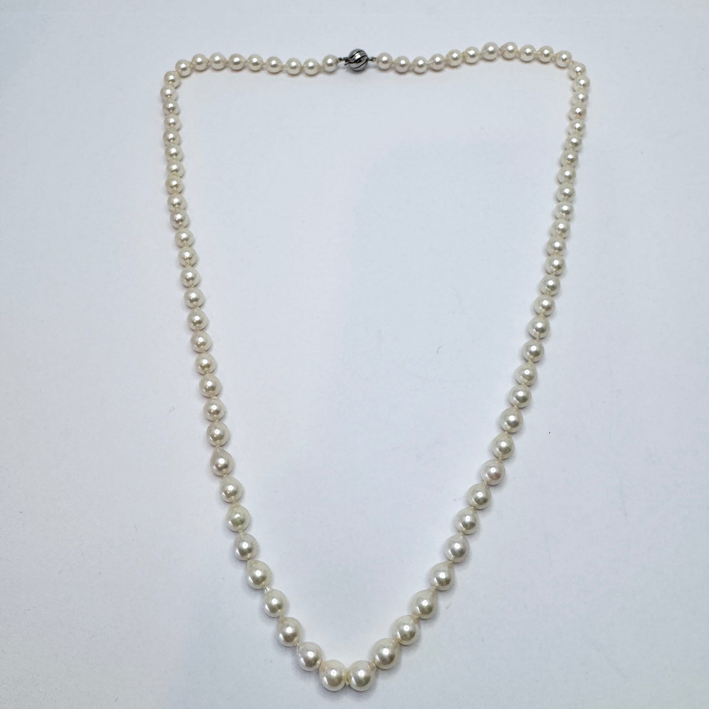 JKa Köhle, Germany. Vintage Pearl Sterling Clasp Necklace