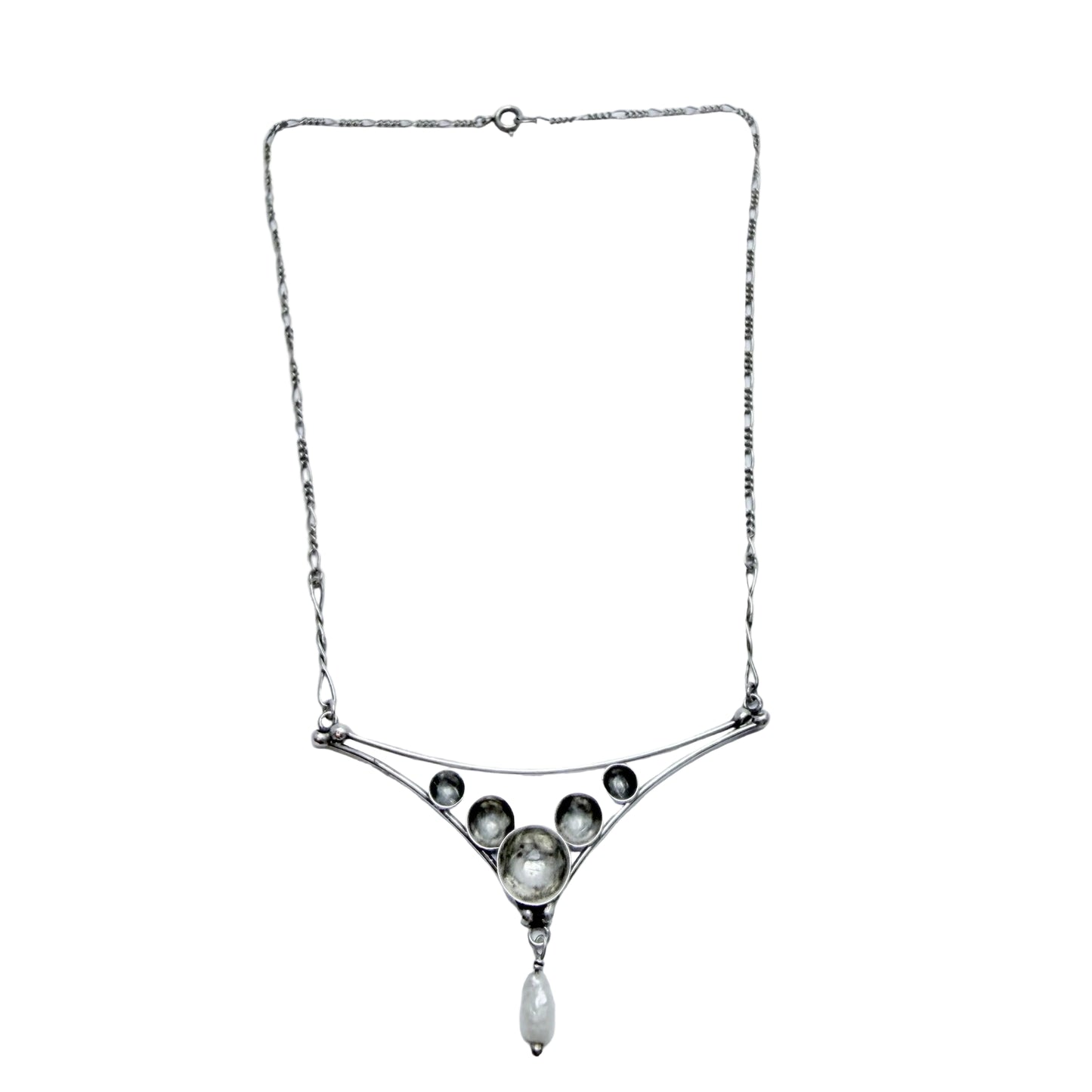 CMT, London 1985. Vintage Sterling Silver Pearl Necklace.