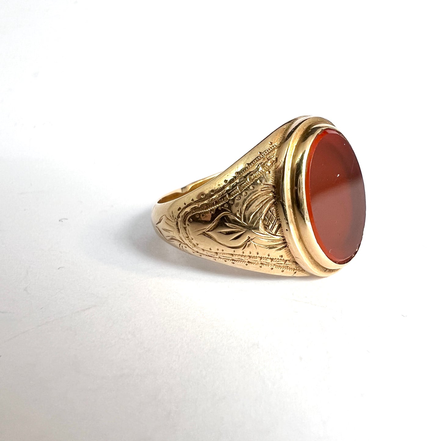 Sweden year 1897. Antique Victorian 18k Gold Carnelian Signet Ring.