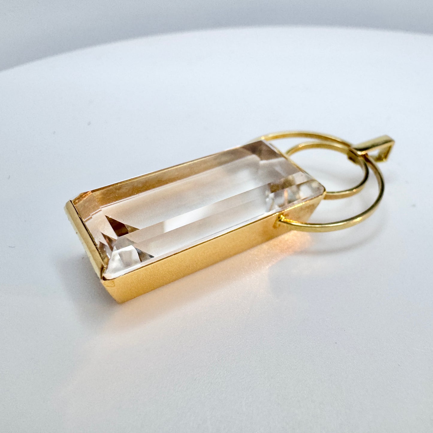 Ateljé Stigbert. Sweden 1943. Rare WW2-era 18k Gold Rock Crystal Pendant.