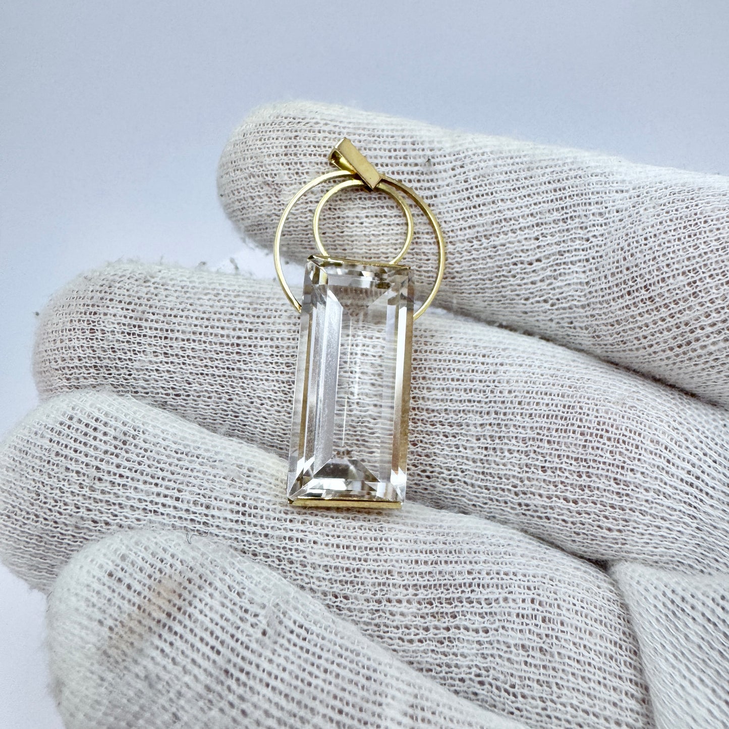 Ateljé Stigbert. Sweden 1943. Rare WW2-era 18k Gold Rock Crystal Pendant.