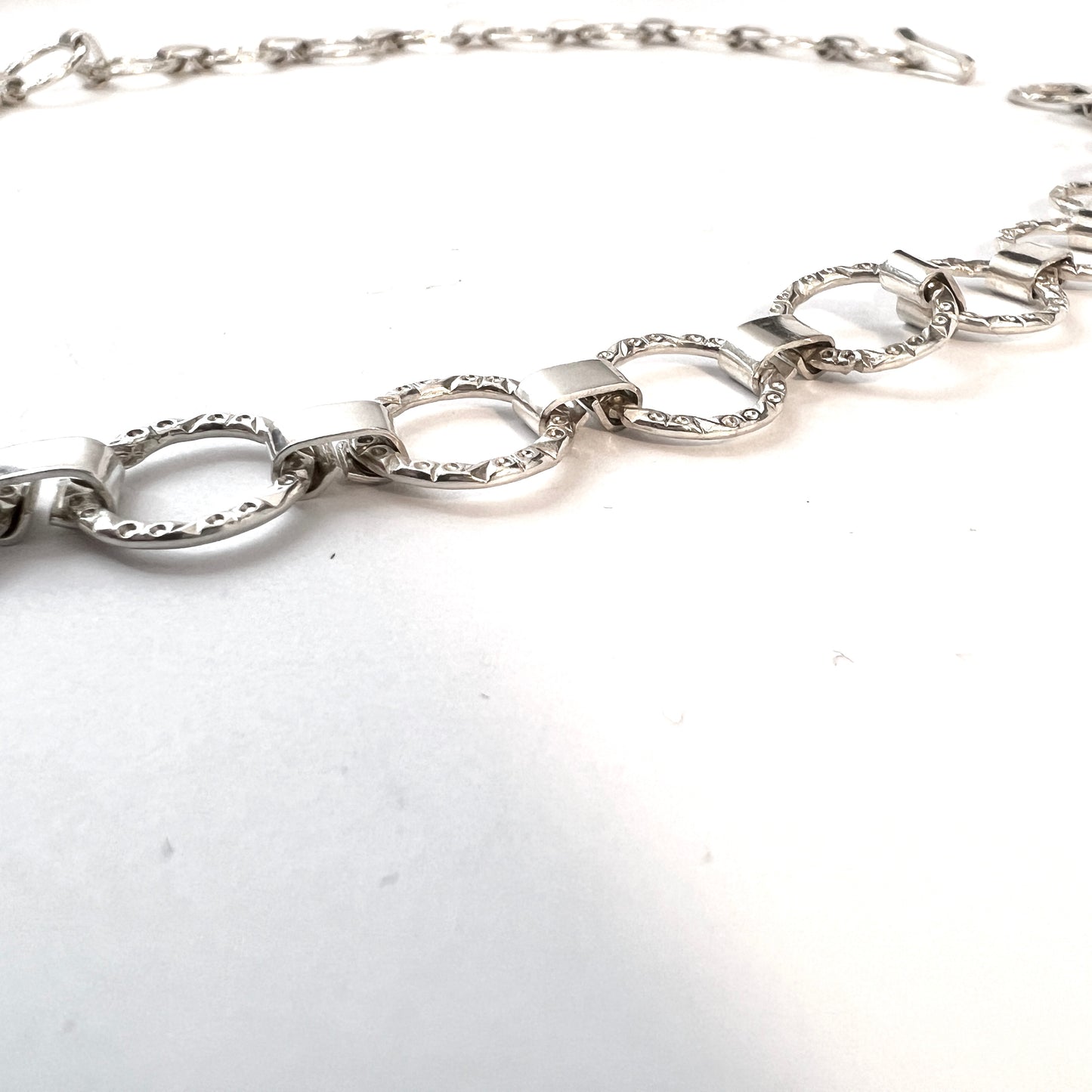 Victor Jansson, Sweden 1951. Vintage Mid-century Sterling Silver Necklace.