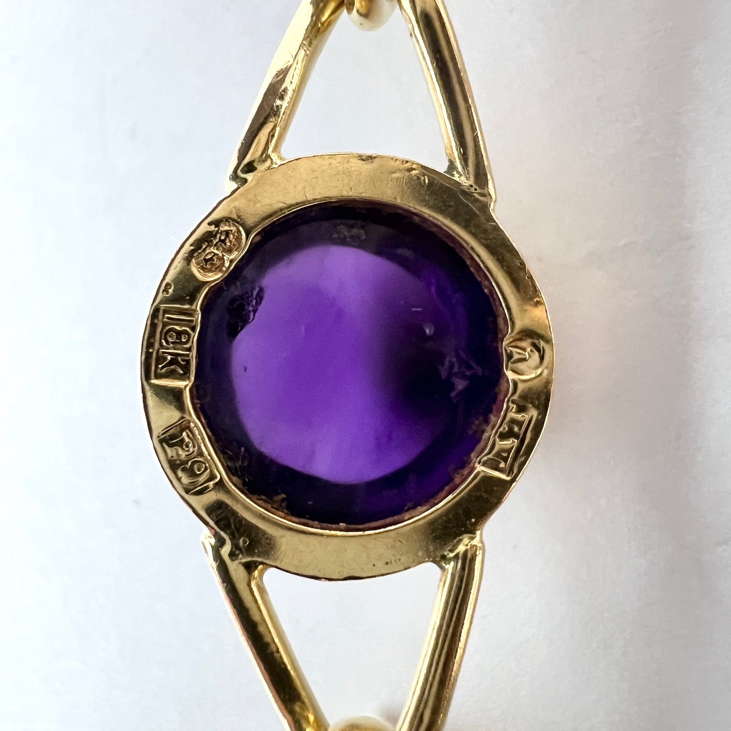 K.Torndals, Stockholm 1965. Vintage 18k Gold Amethyst Cabochons Bracelet.