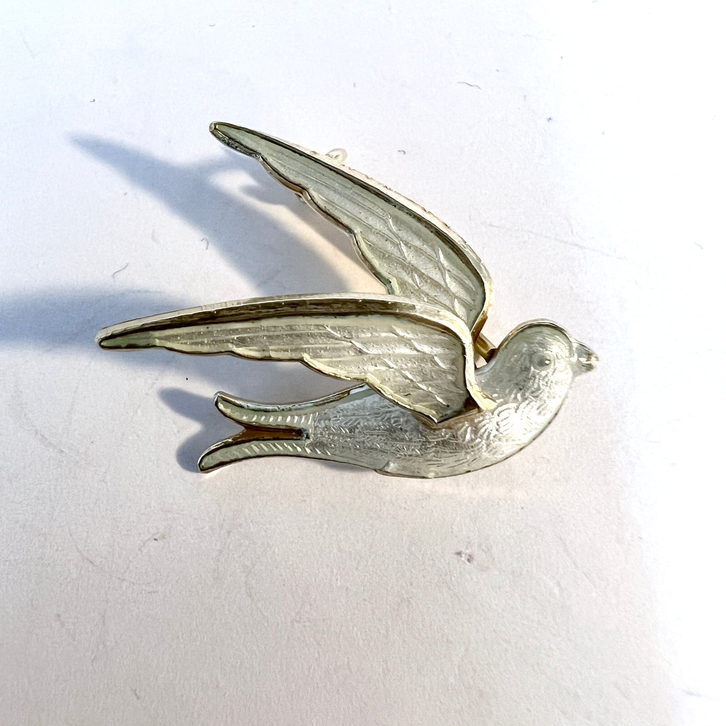 Hans Myhre, Norway. Vintage Sterling Silver White Enamel Peace Dove Brooch.