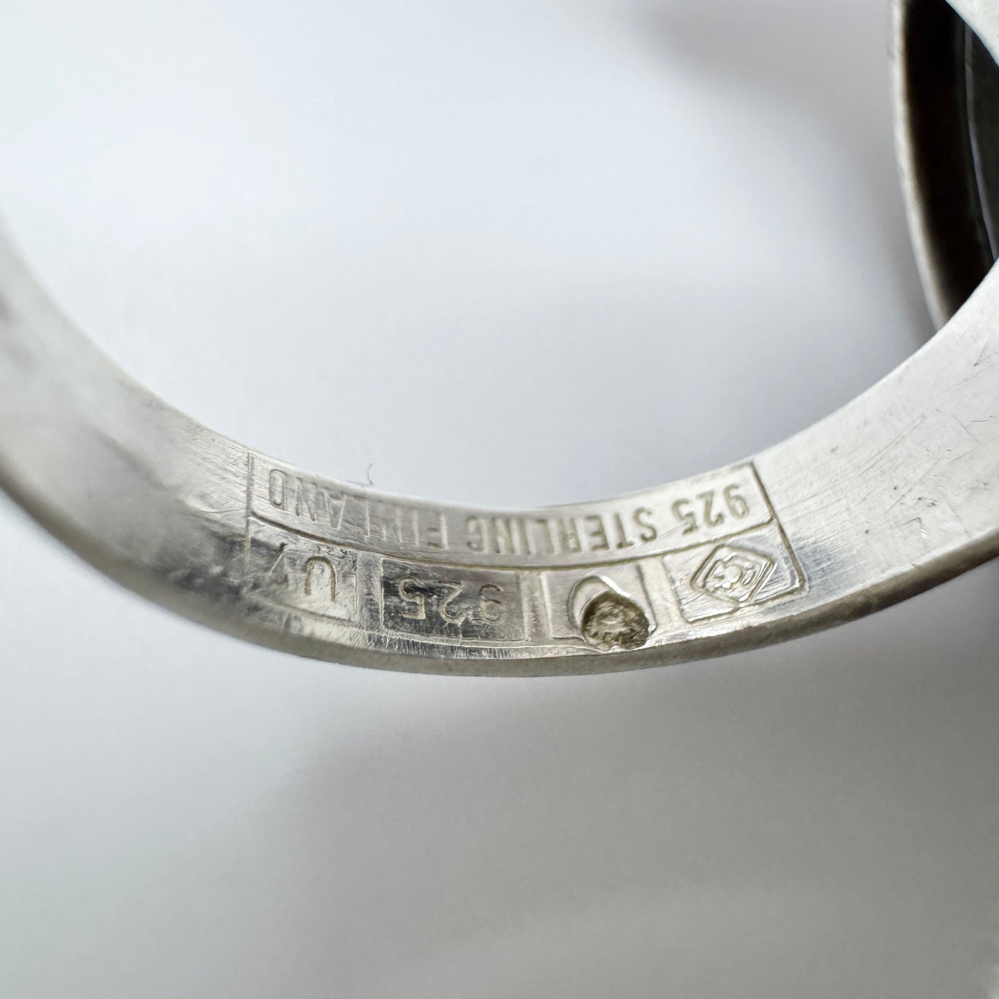 Erik Granit, Finland 1973. Bold Vintage Sterling Silver Baltic Amber Ring.