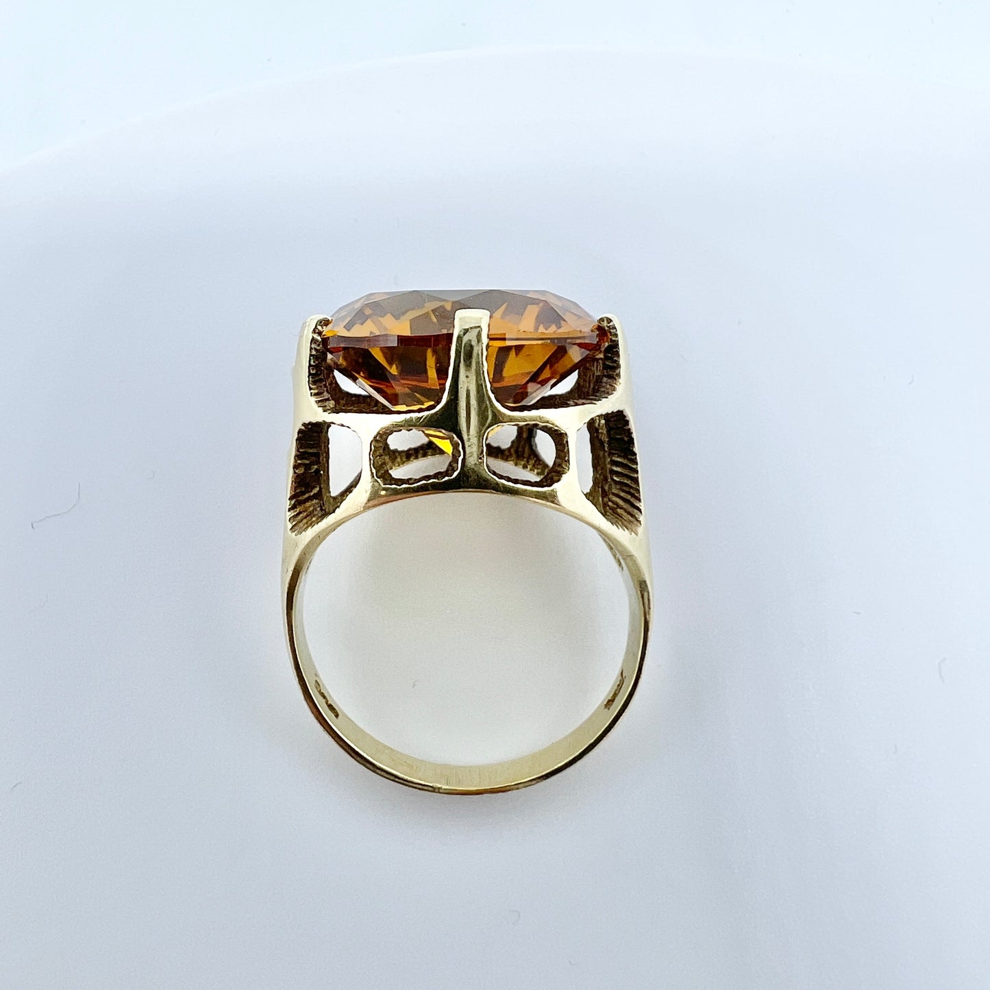 Vintage 1960-70s. Bold 14k Gold Citrine Cocktail Ring.