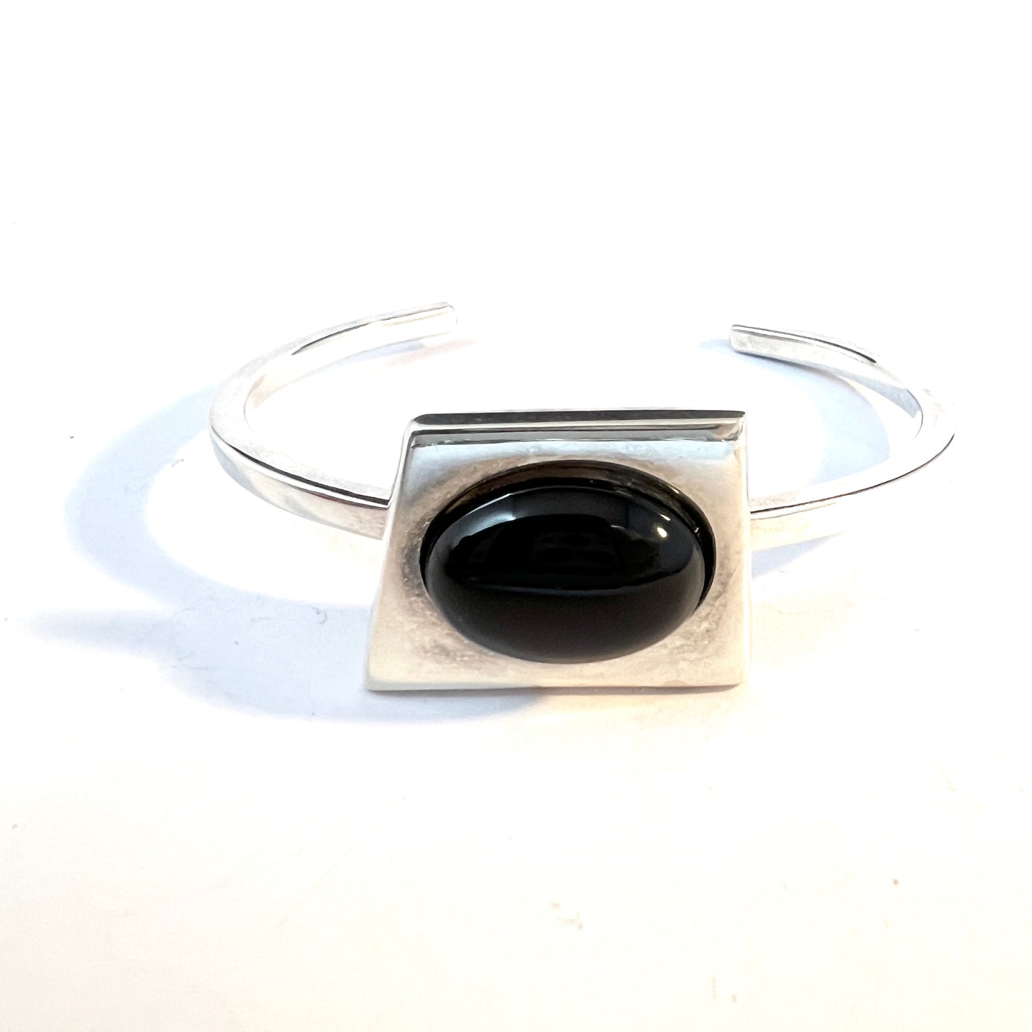 Pär Norling, Exign, Sweden Vintage Sterling Silver Onyx Bracelet.