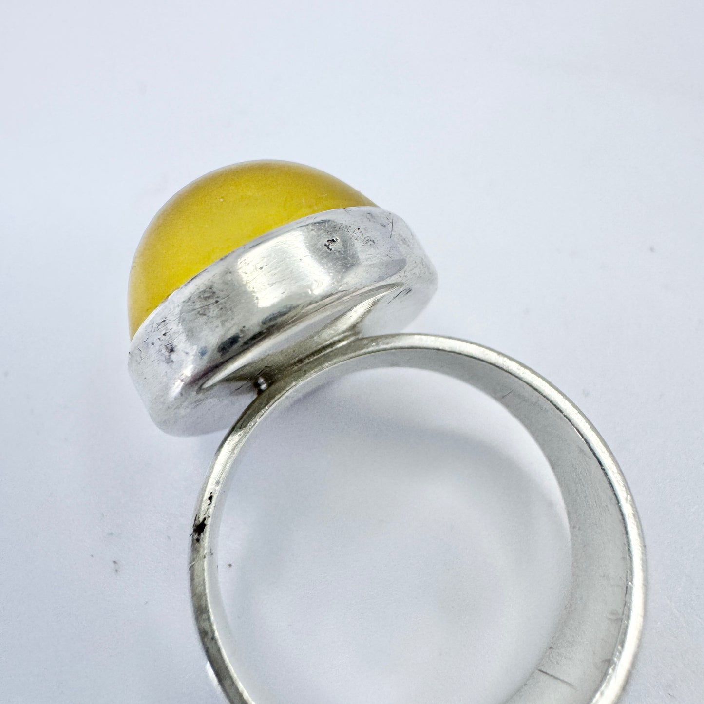 Fischland Ostseeschmuck, Germany c 1970s. Vintage Solid Silver Amber Ring.