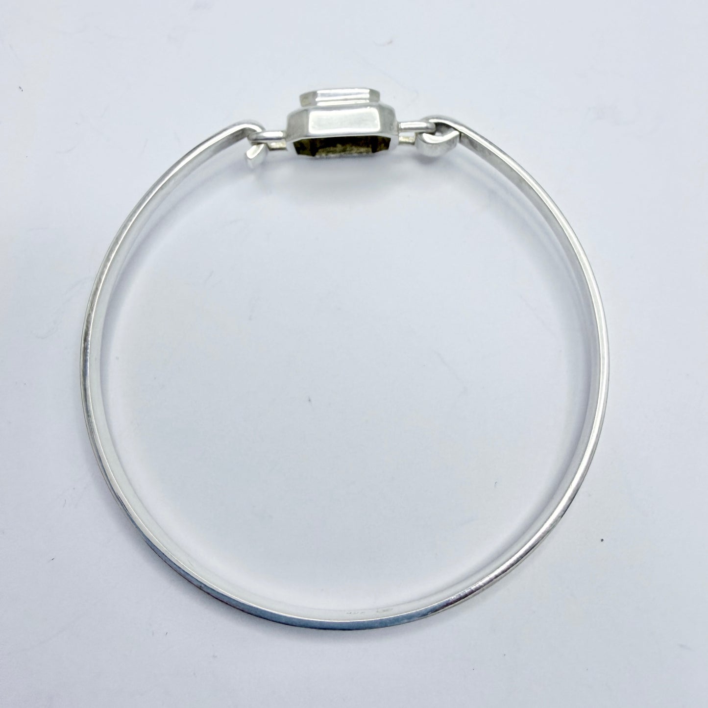Vintage Sterling Silver Onyx Hinged Bangle Bracelet.