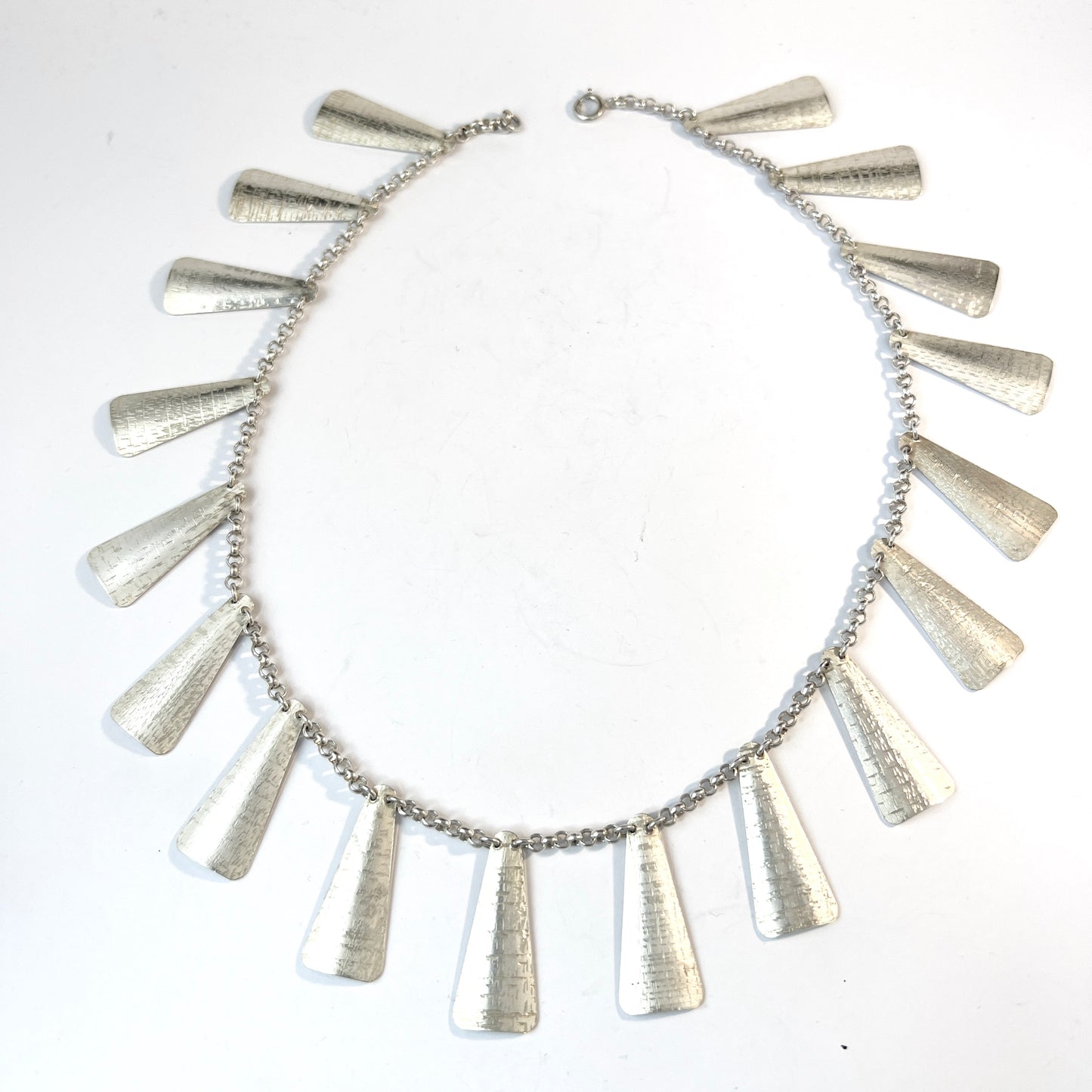 Vintage 1960-70s. Vintage Modernist Sterling Silver Necklace.