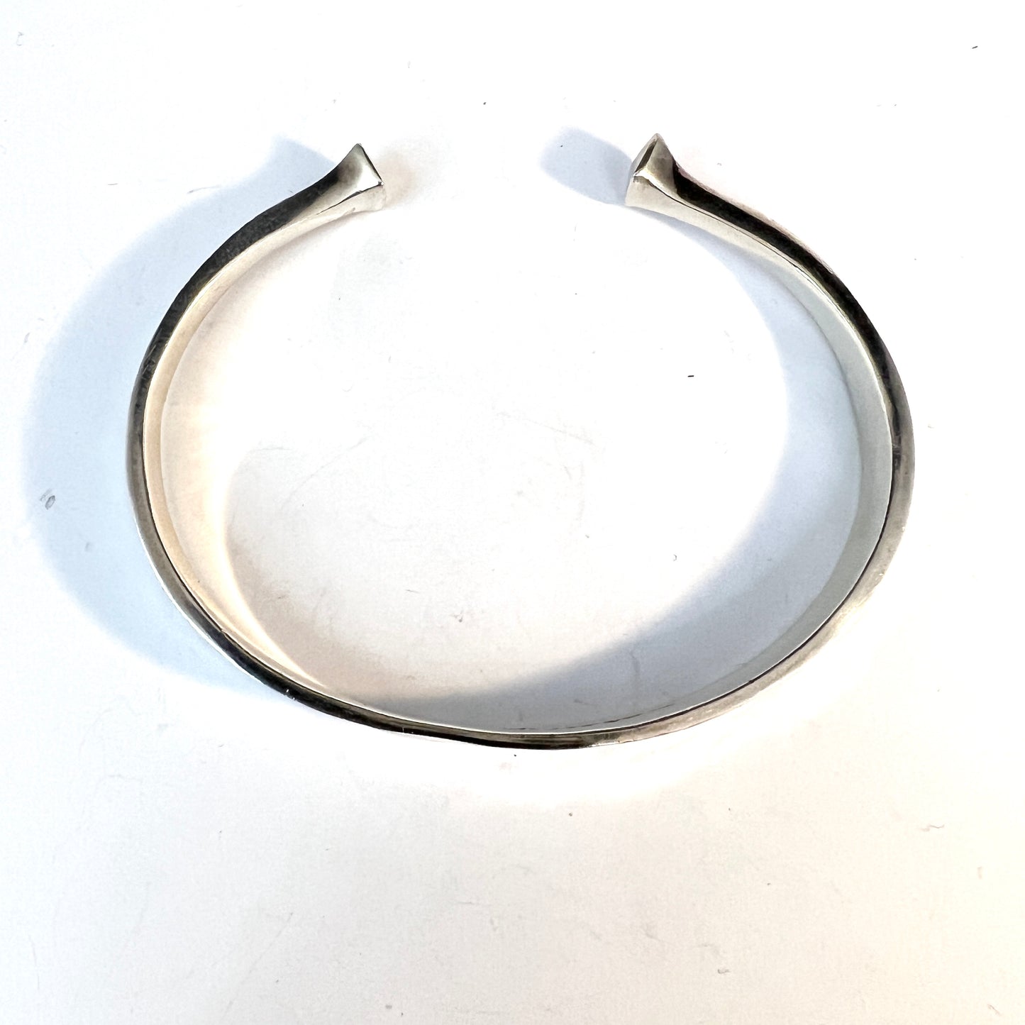 Claes E Giertta, Sweden. Vintage Sterling Silver Bracelet. Signed.