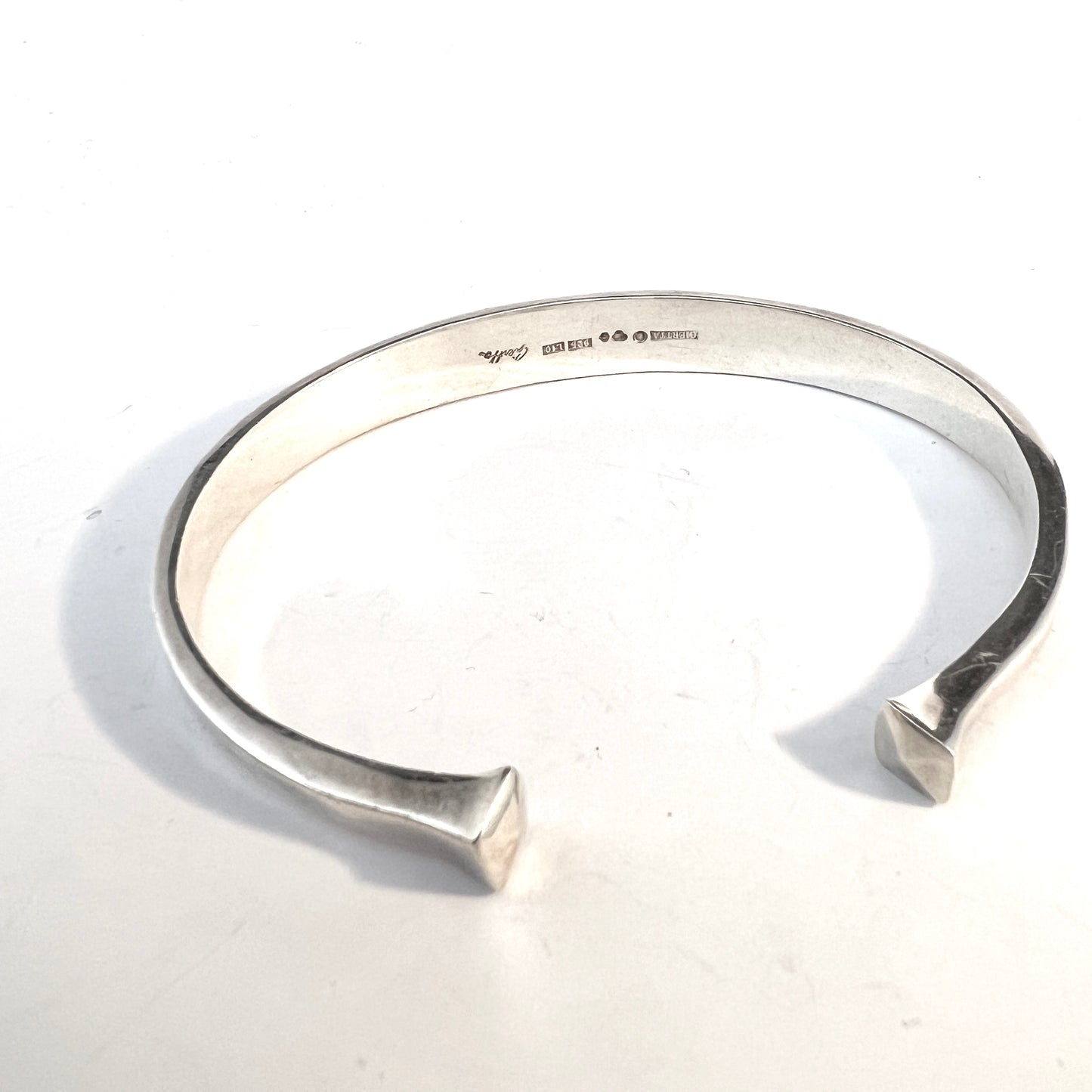 Claes E Giertta, Sweden. Vintage Sterling Silver Bracelet. Signed.