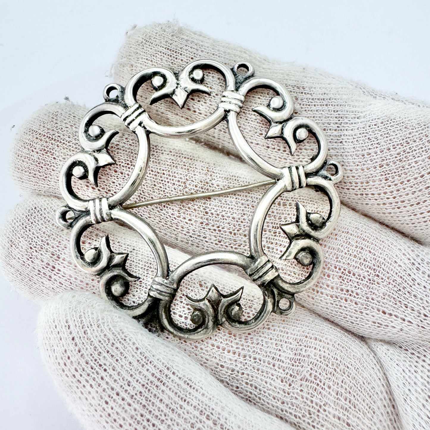 H.Kaksonen for Kalevala Koru, Finland 1941. Rare Vintage WW2-era Solid Silver Brooch.