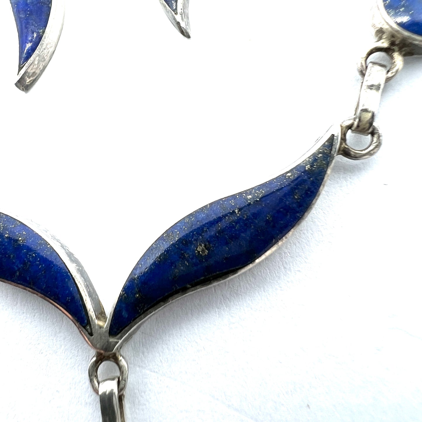 Vintage 970 / 900 Solid Silver Lapis Lazuli Necklace and Earrings.