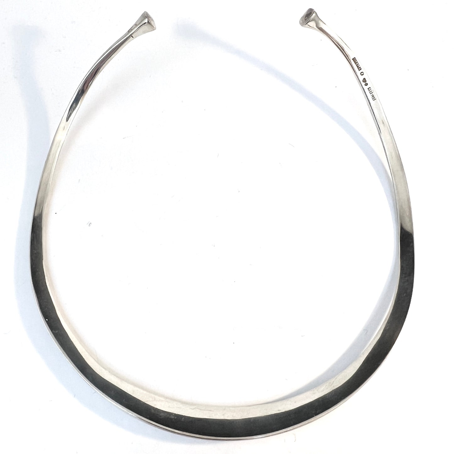 Claes E Giertta, Sweden. Vintage Sterling Silver Neck-Ring. Signed.