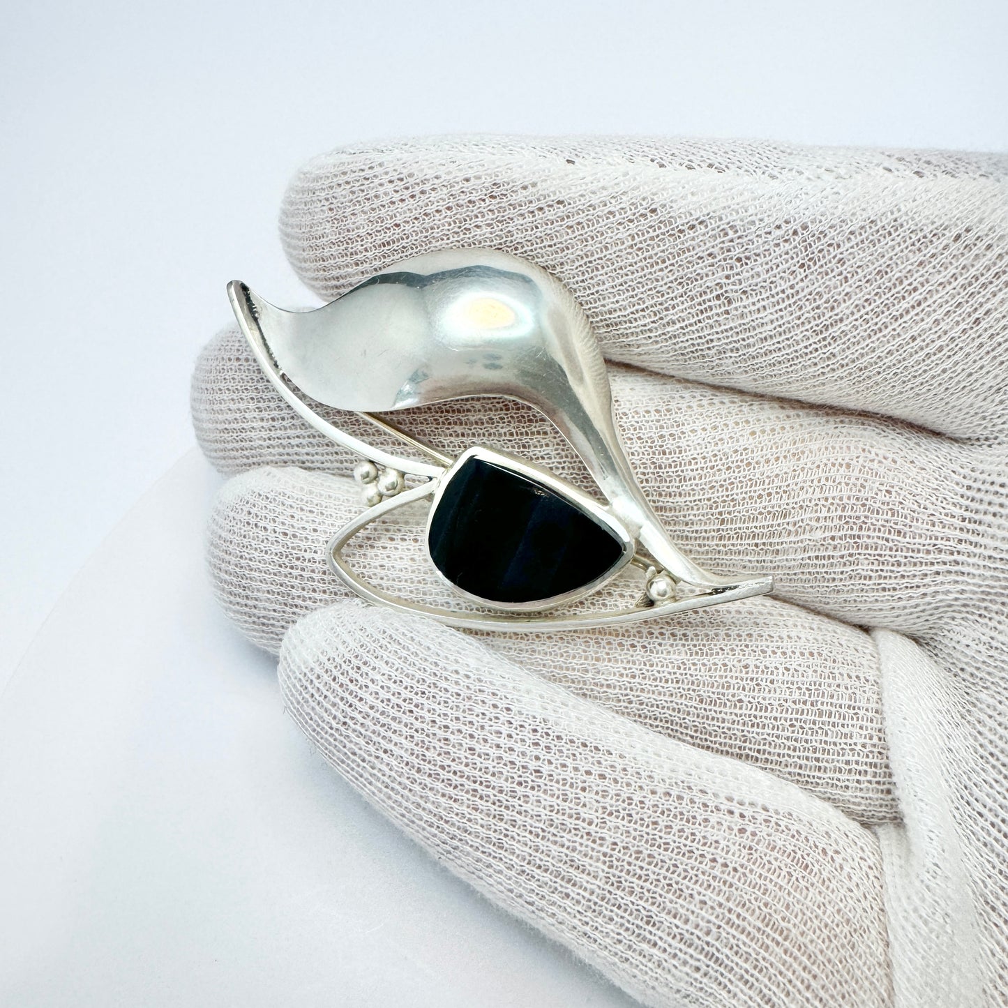 Reijo Sakari Raitila, Finland 1962. Vintage Solid Silver Obsidian Brooch.