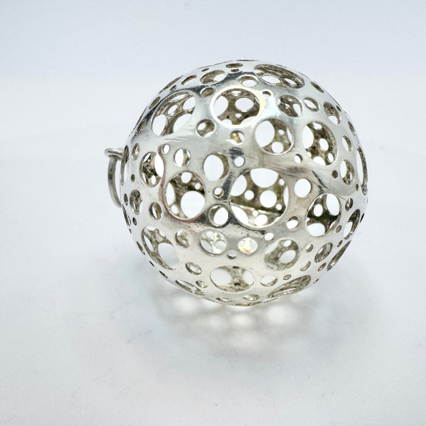 Liisa Vitali for N Westerback, Finland 1974. Large Vintage Sterling Silver Sphere Pendant